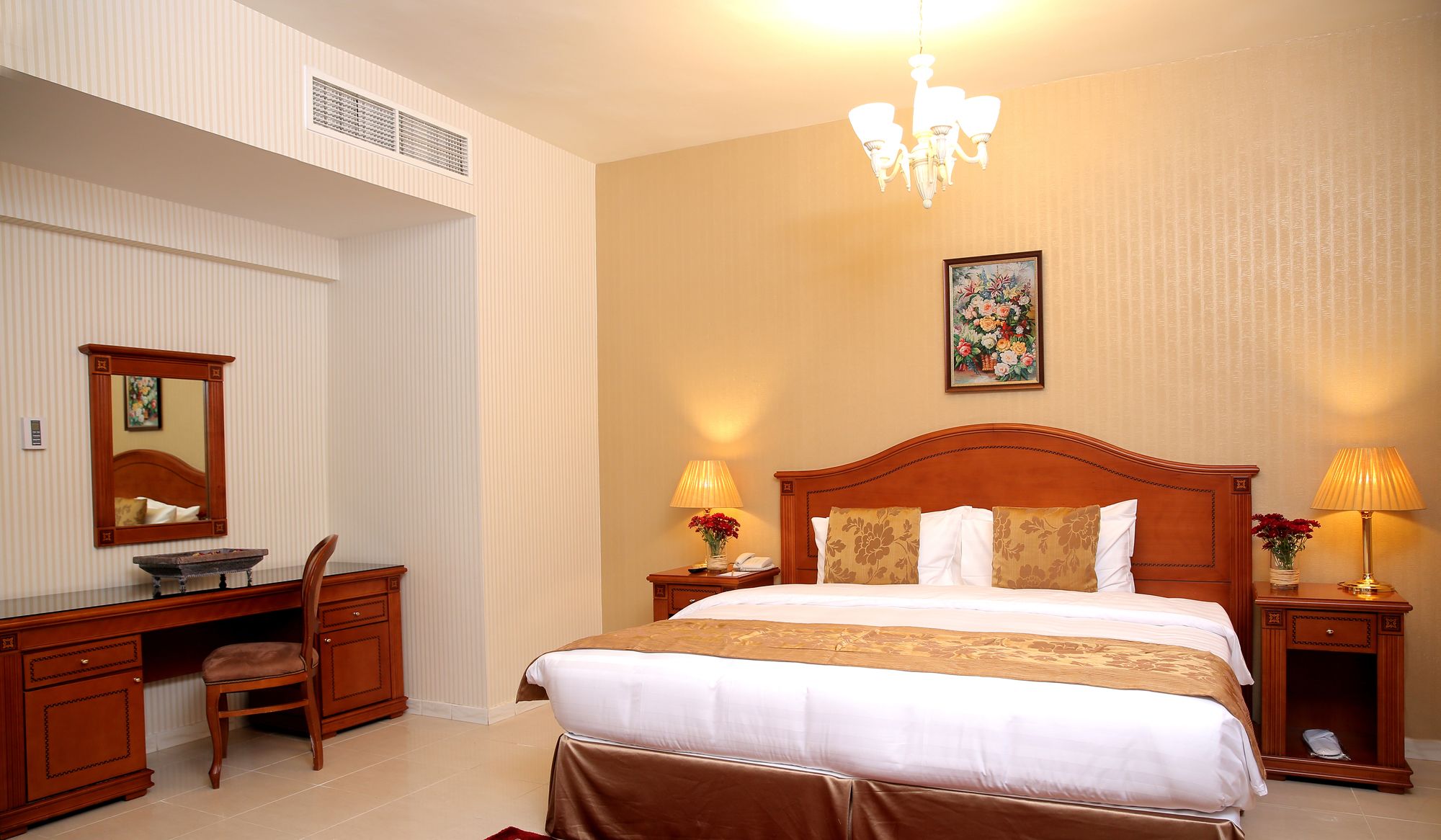 Royal Concorde Hotel & Suite