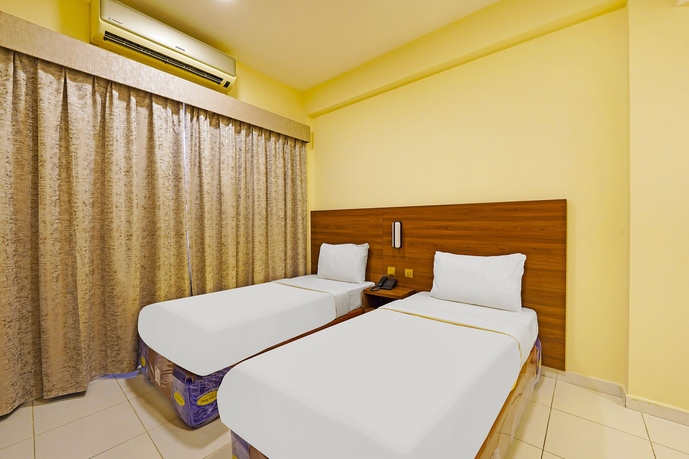 Emirates Hotel By OYO