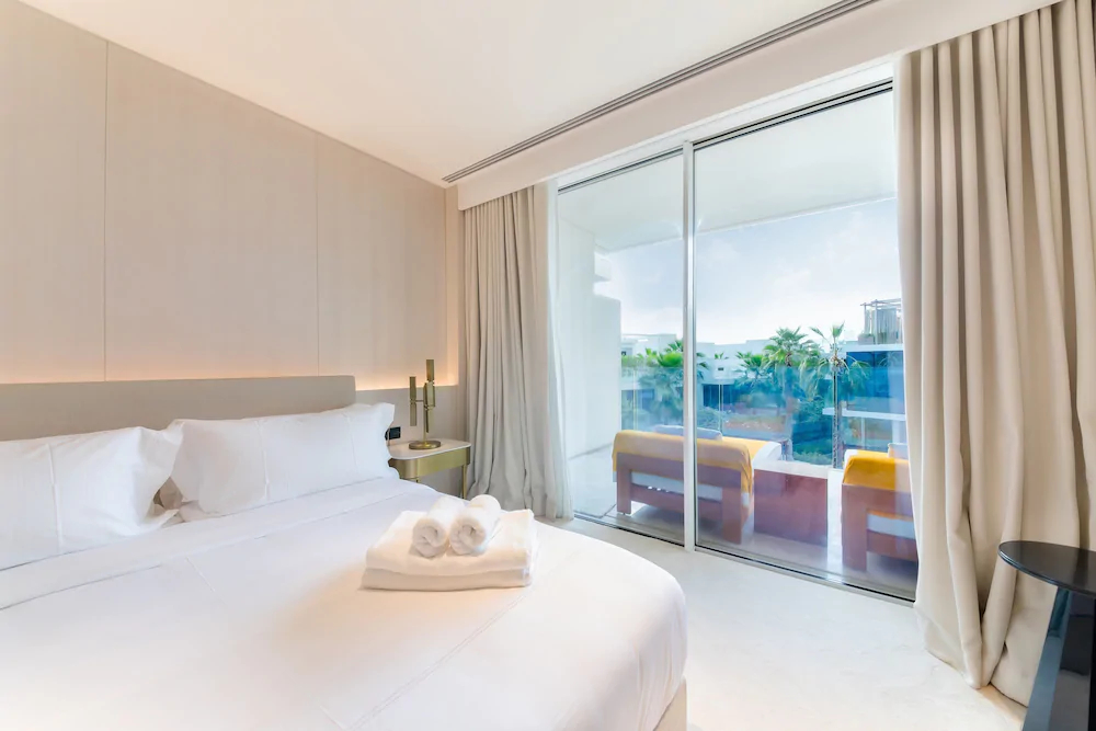 FIVE Palm Jumeirah Residences by Maison Privee