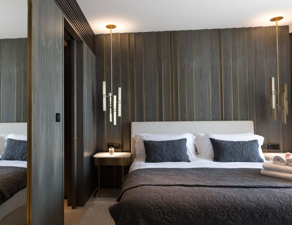 FIVE Palm Jumeirah Residences by Maison Privee