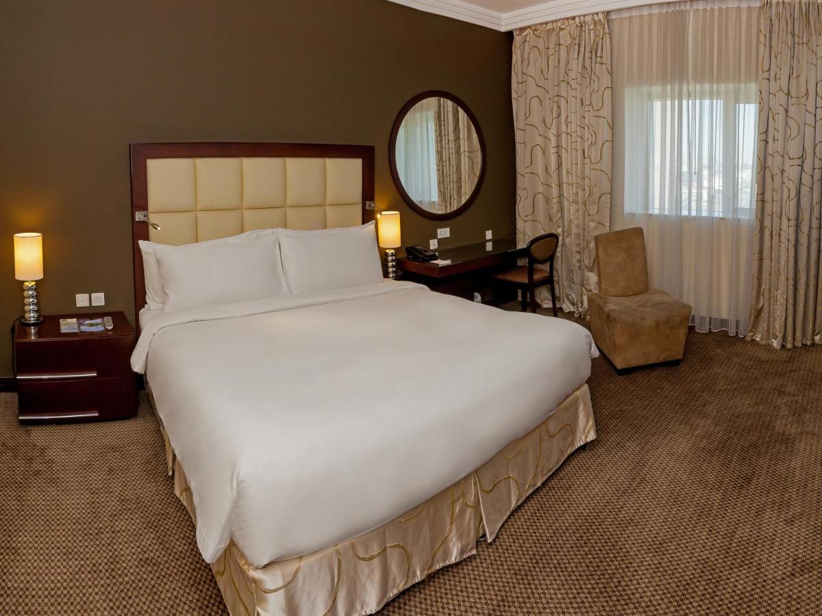Flora Park Deluxe Hotel Apartments