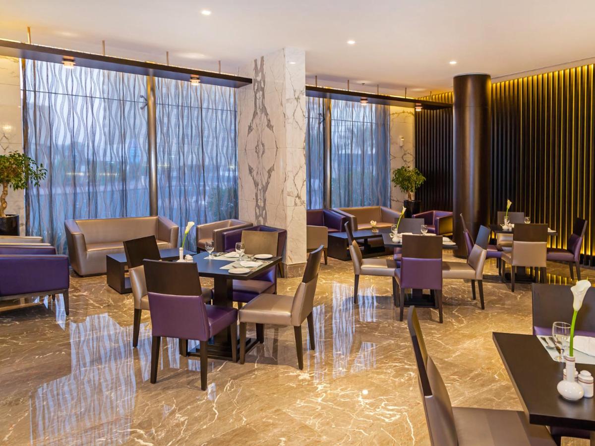 Flora Park Deluxe Hotel Apartments