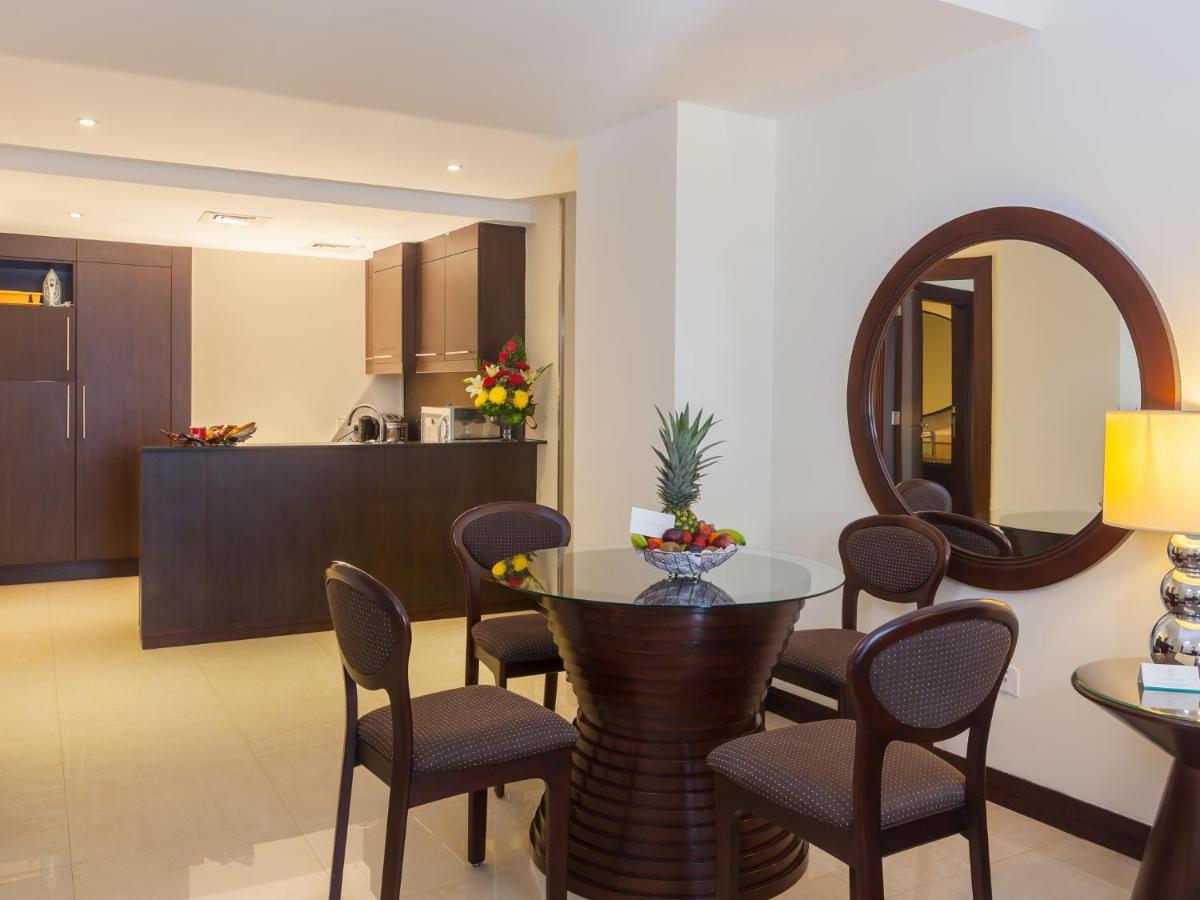 Flora Park Deluxe Hotel Apartments