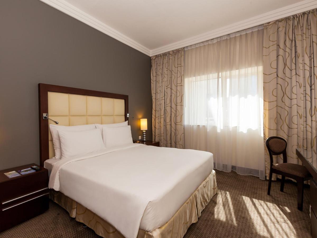 Flora Park Deluxe Hotel Apartments