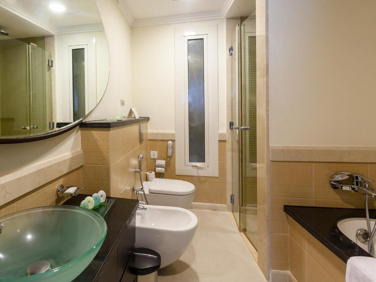 Flora Park Deluxe Hotel Apartments