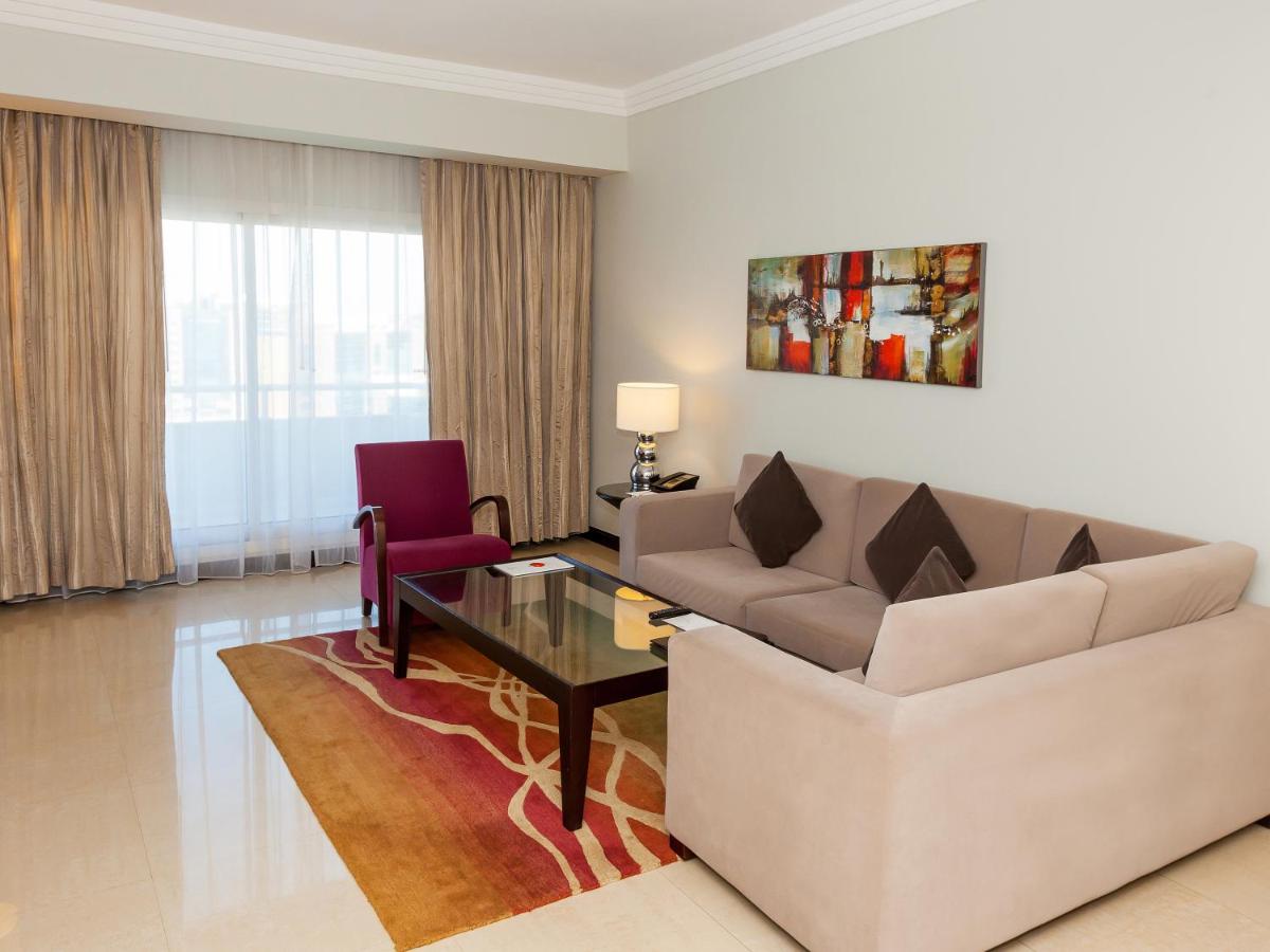 Flora Park Deluxe Hotel Apartments