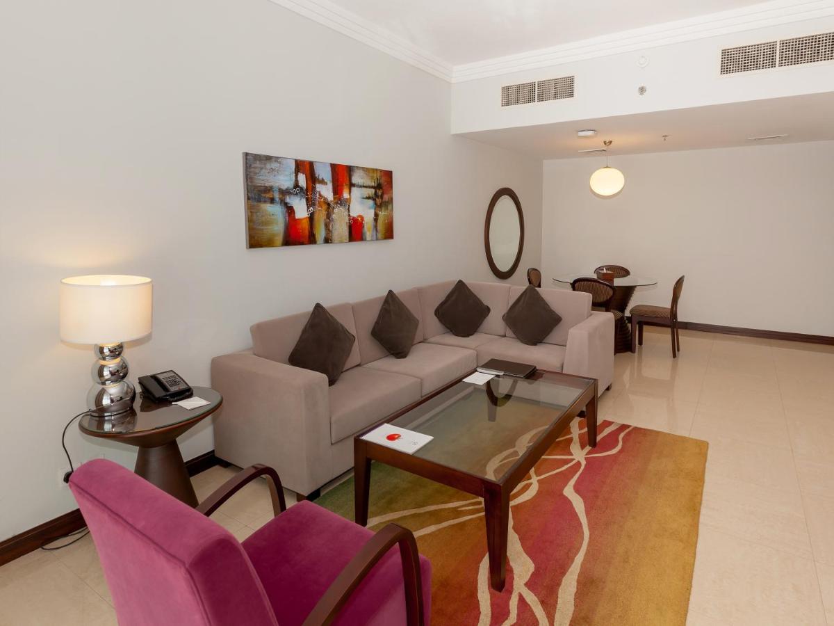 Flora Park Deluxe Hotel Apartments