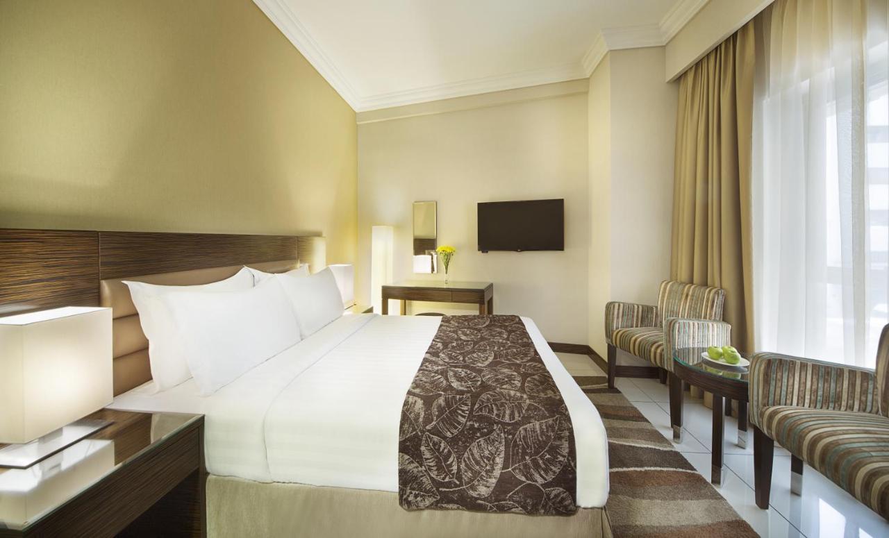 Gateway Hotel