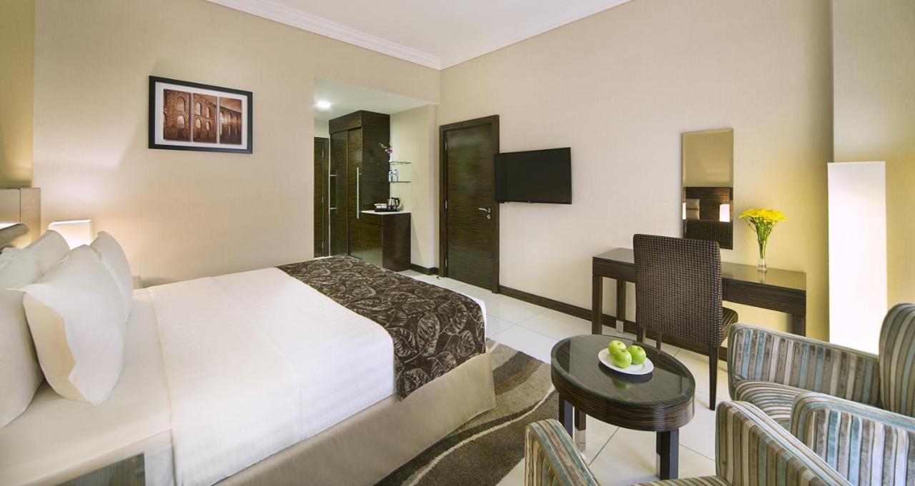 Gateway Hotel
