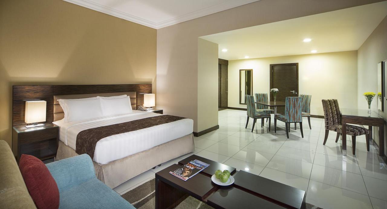 Gateway Hotel