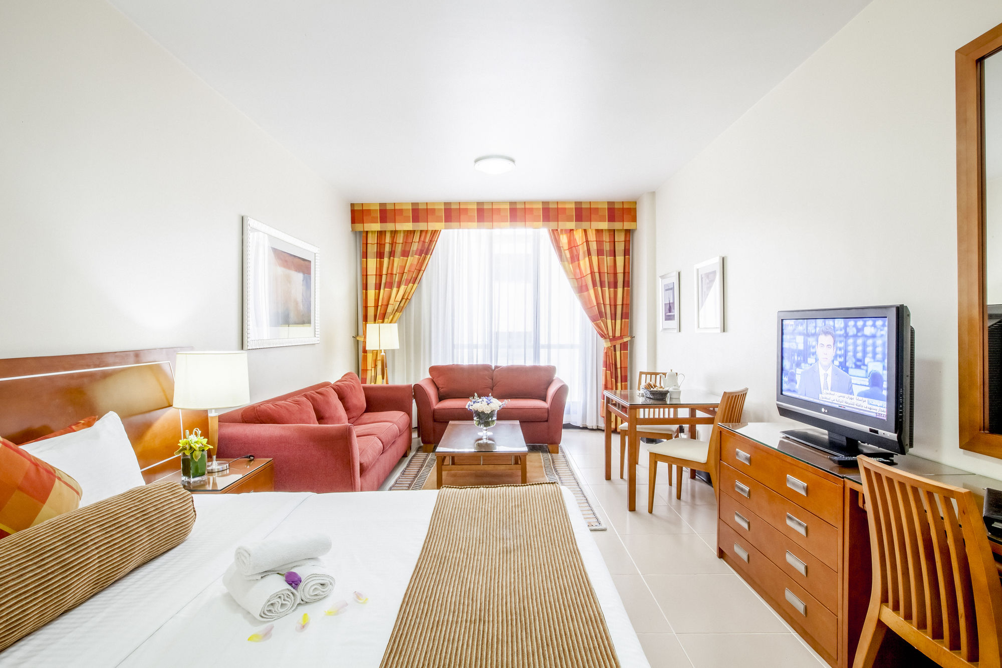 Golden Sands Hotel Apartments