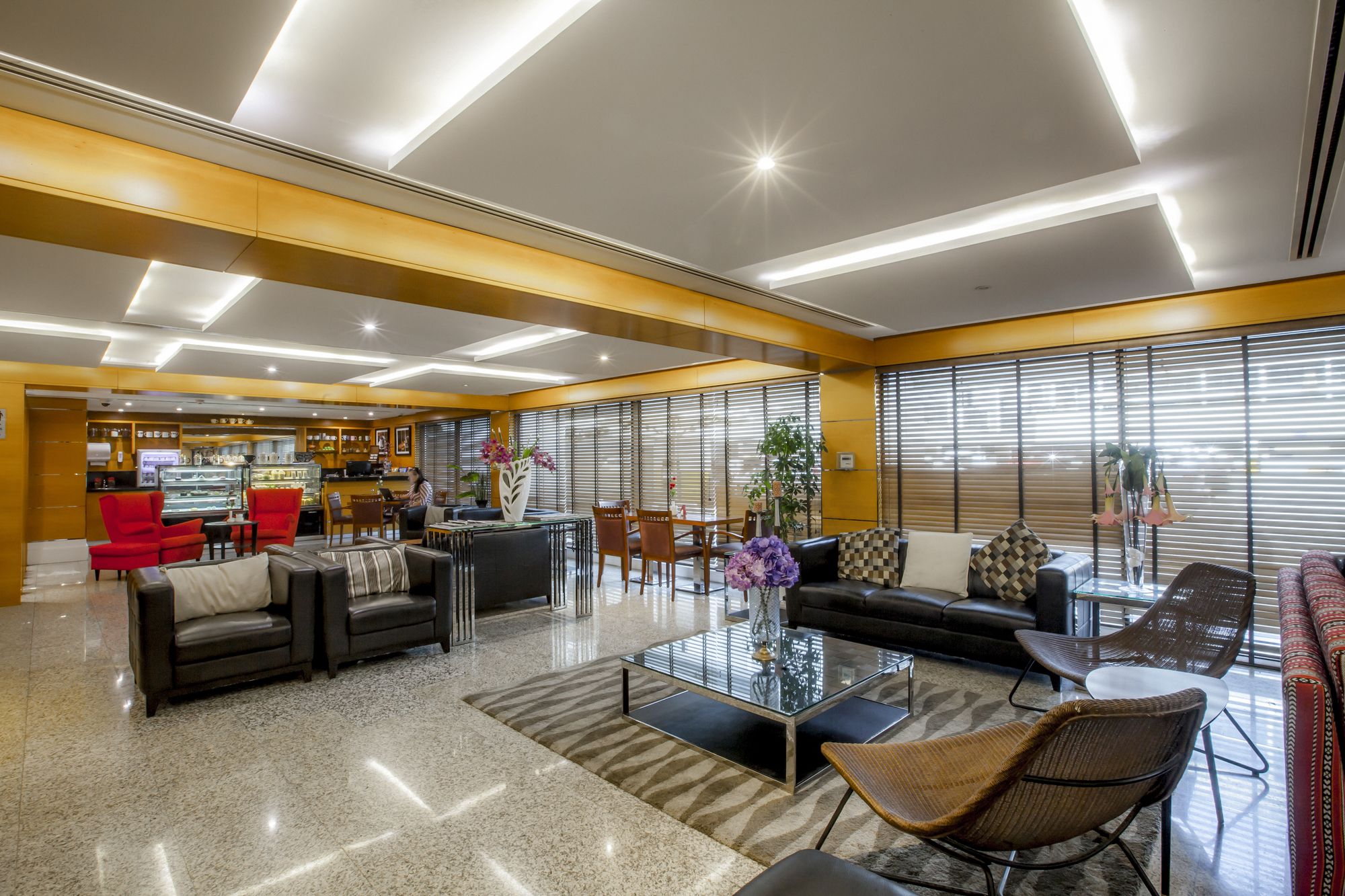 Golden Sands Hotel Apartments