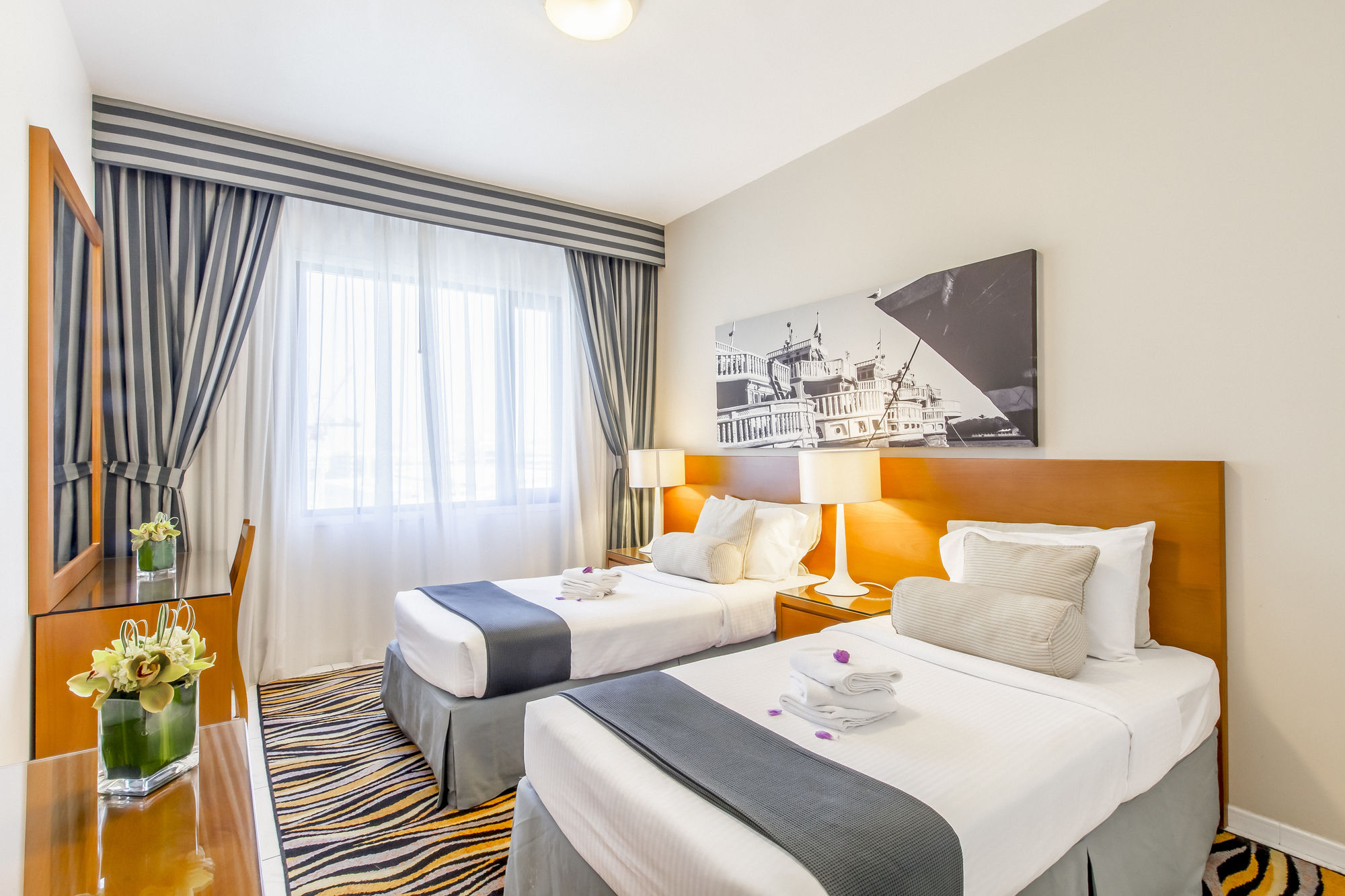 Golden Sands Hotel Apartments