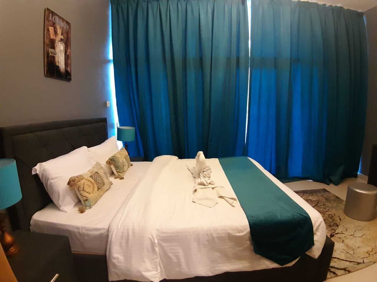 Golden Stay Vacation Continental Tower
