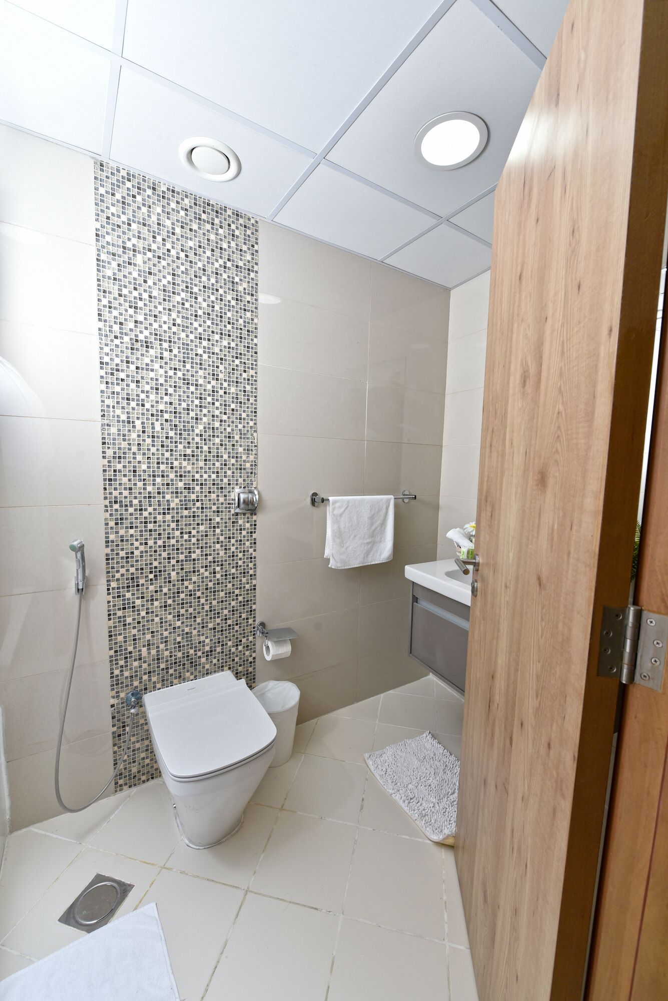 Golden Stay Vacation Continental Tower