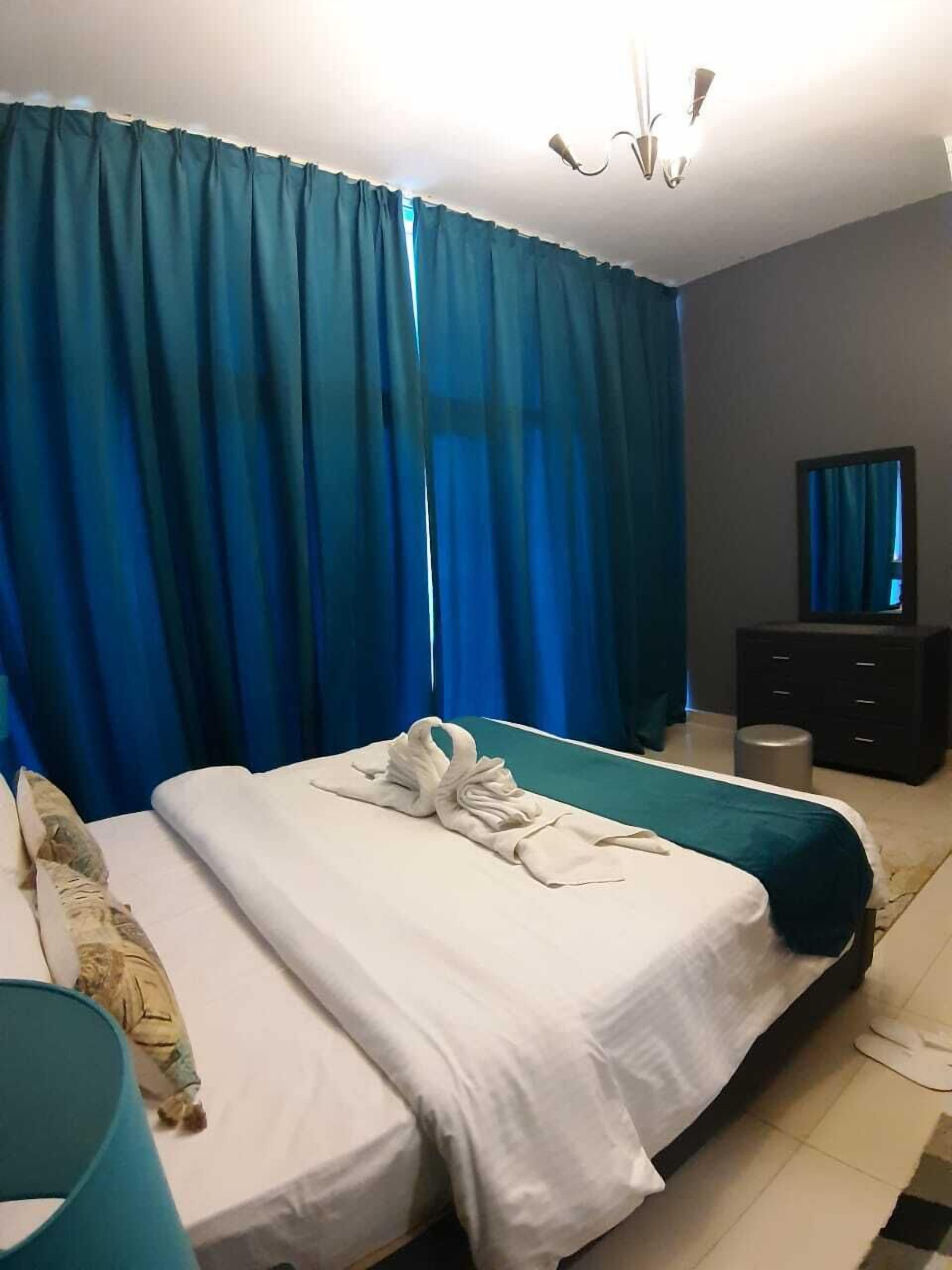 Golden Stay Vacation Continental Tower
