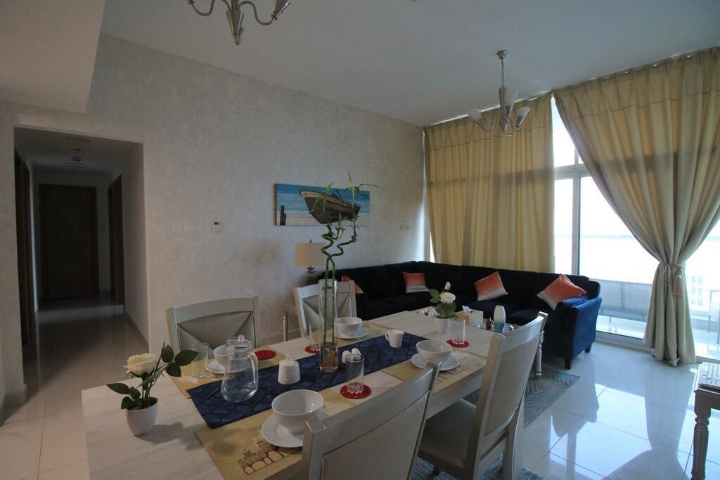 Golden Stay Vacation Continental Tower