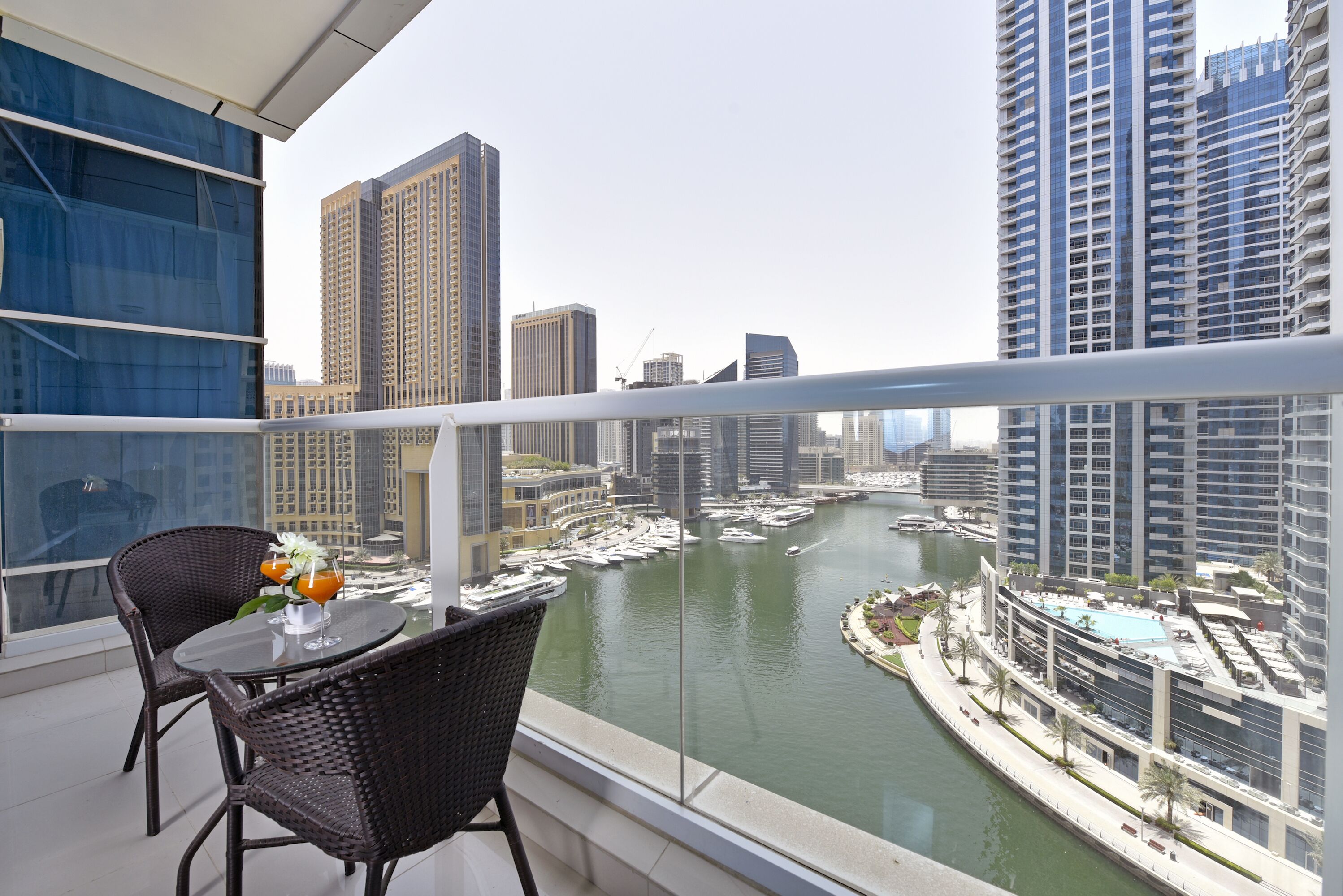 Golden Stay Vacation Continental Tower