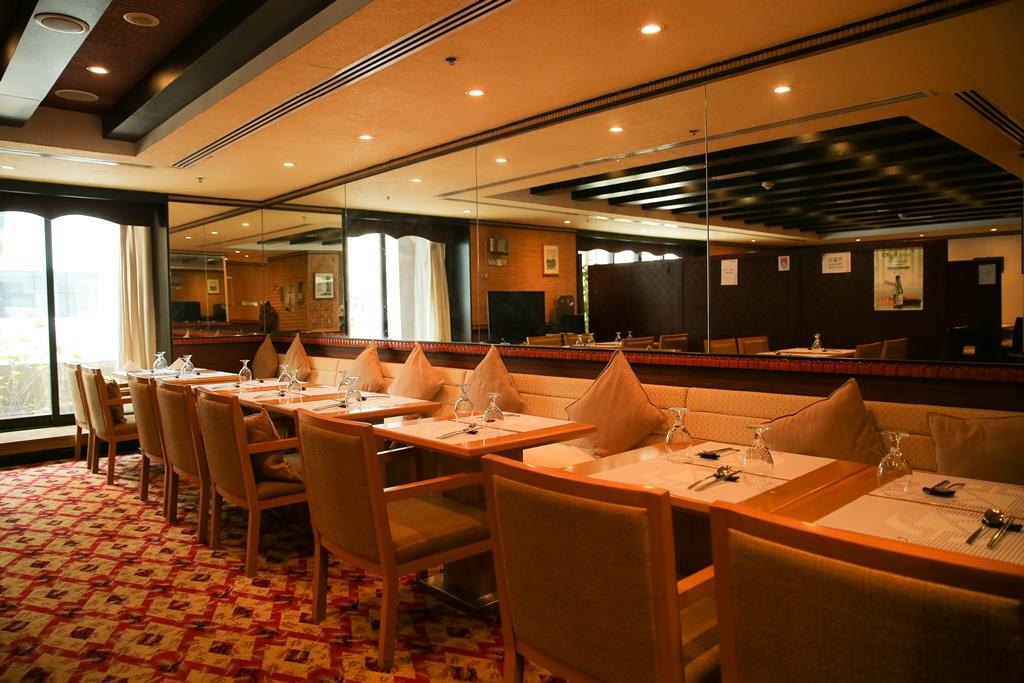 Orchid Hotel al Barsha