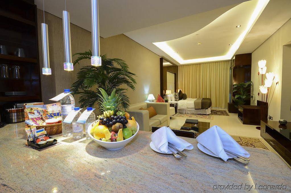 Al Salam Grand Hotel Apartments