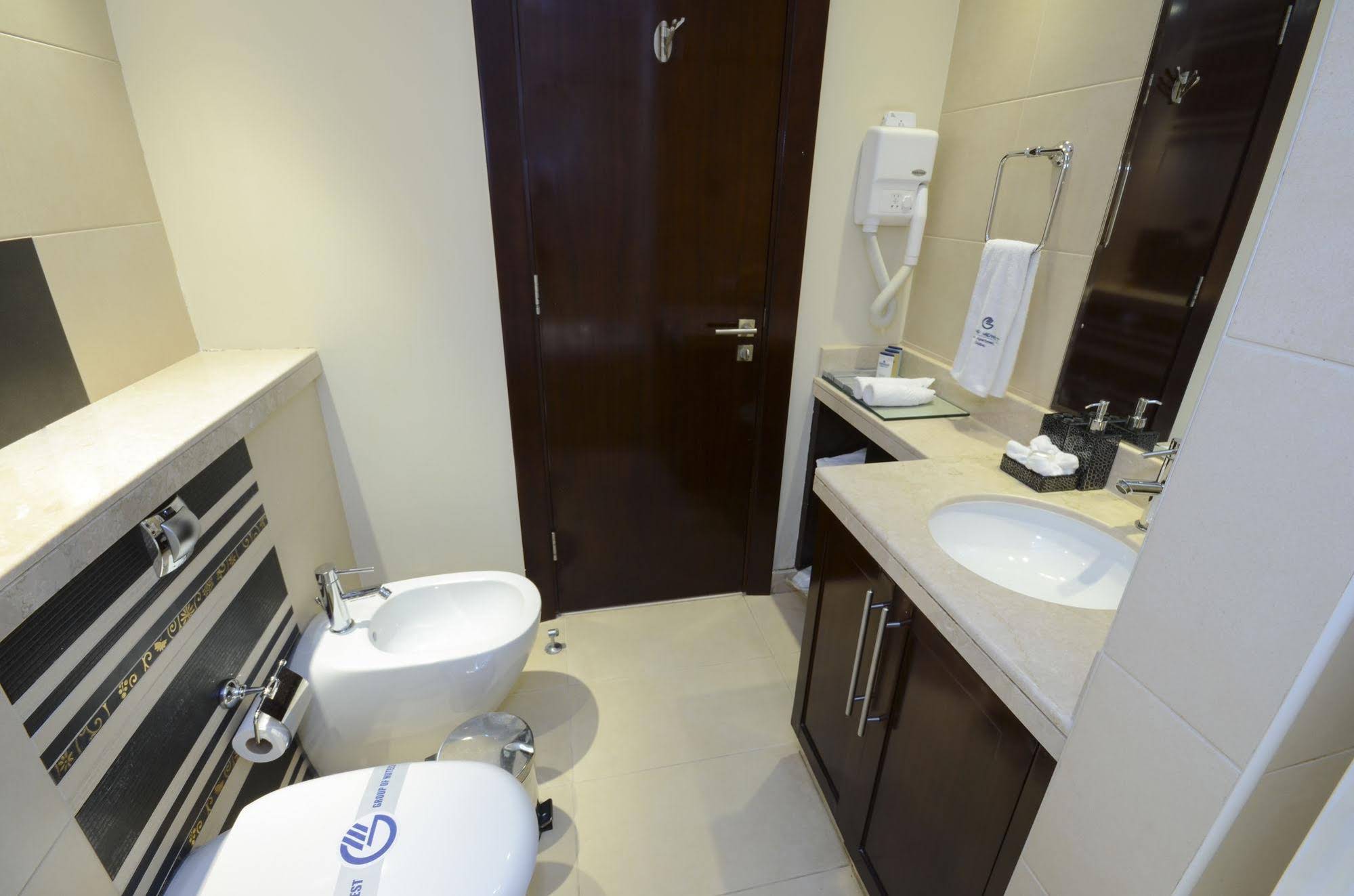 Al Salam Grand Hotel Apartments