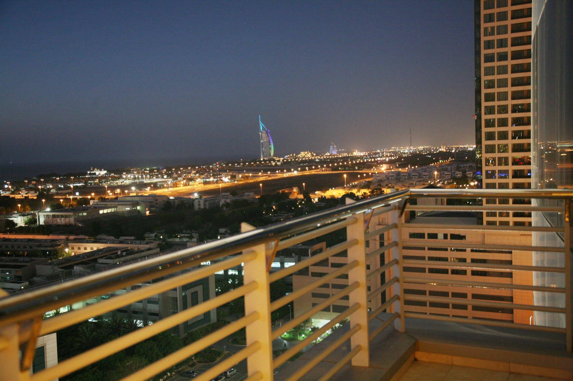 Al Salam Grand Hotel Apartments
