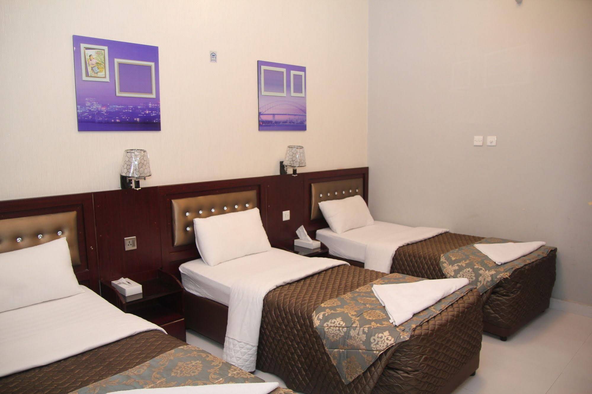 Grand Sina Hotel