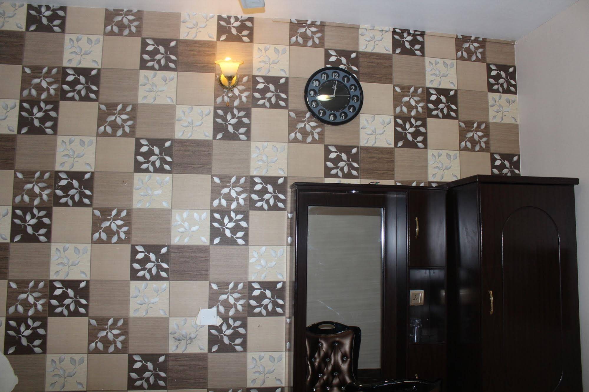 Grand Sina Hotel