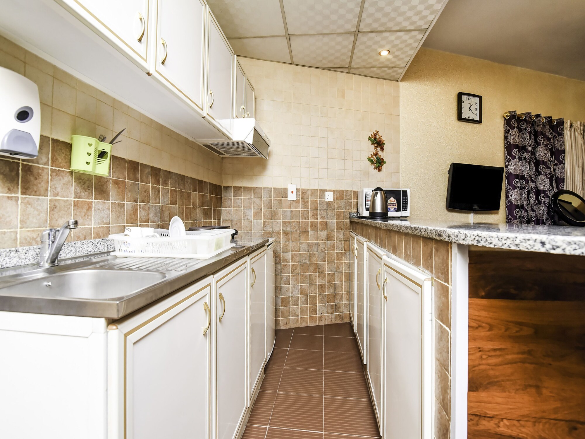 Hafez Hotel Apartments