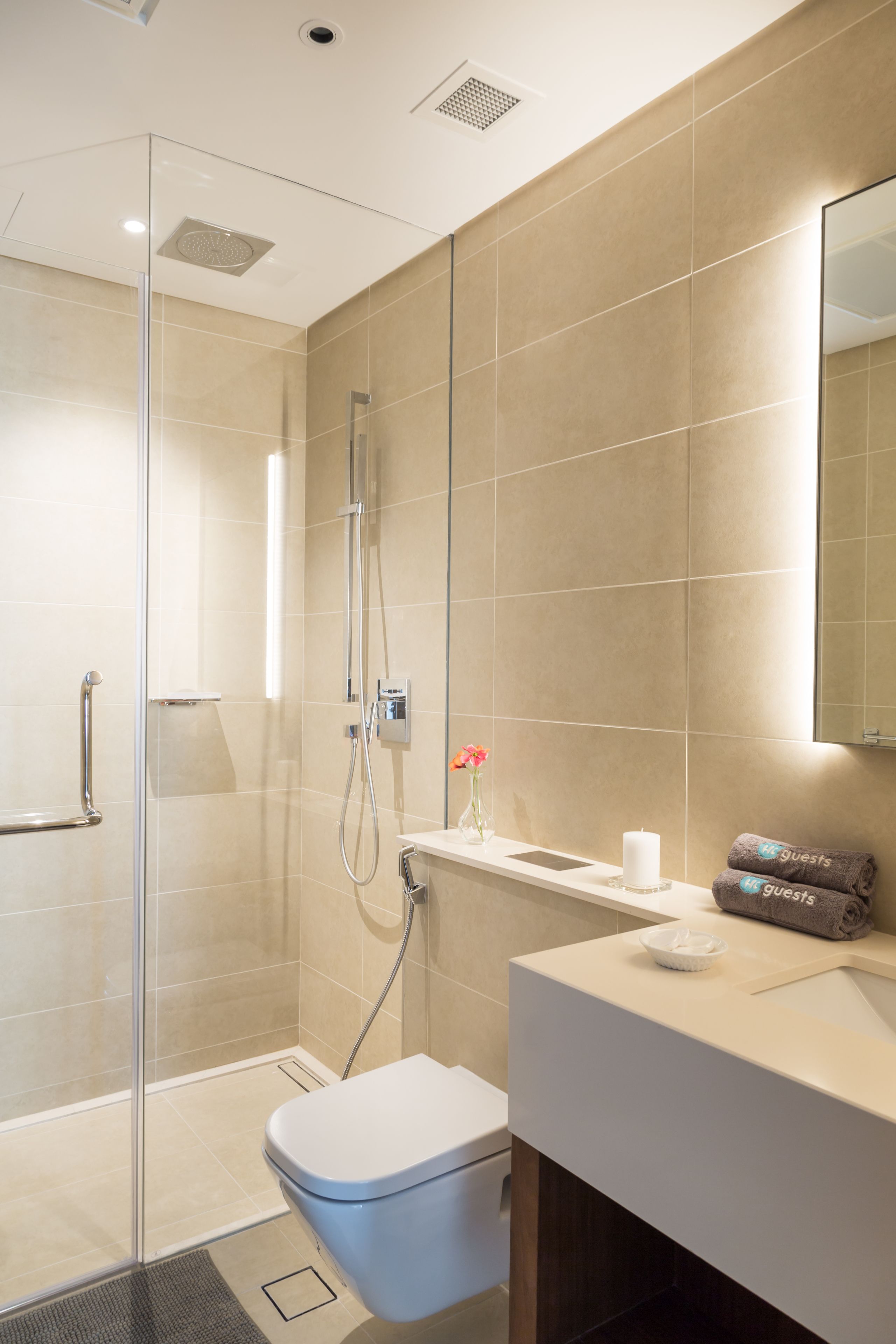 HiGuests - Marina Gate Jumeirah Living