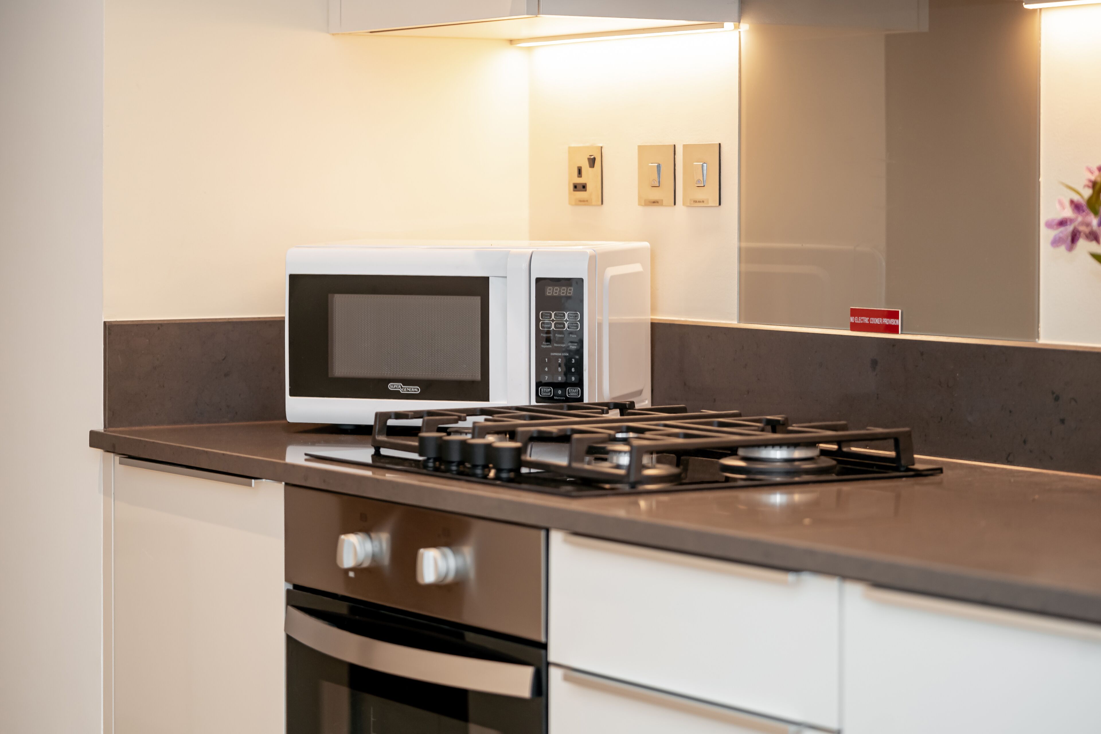 HiGuests - Marina Gate Jumeirah Living