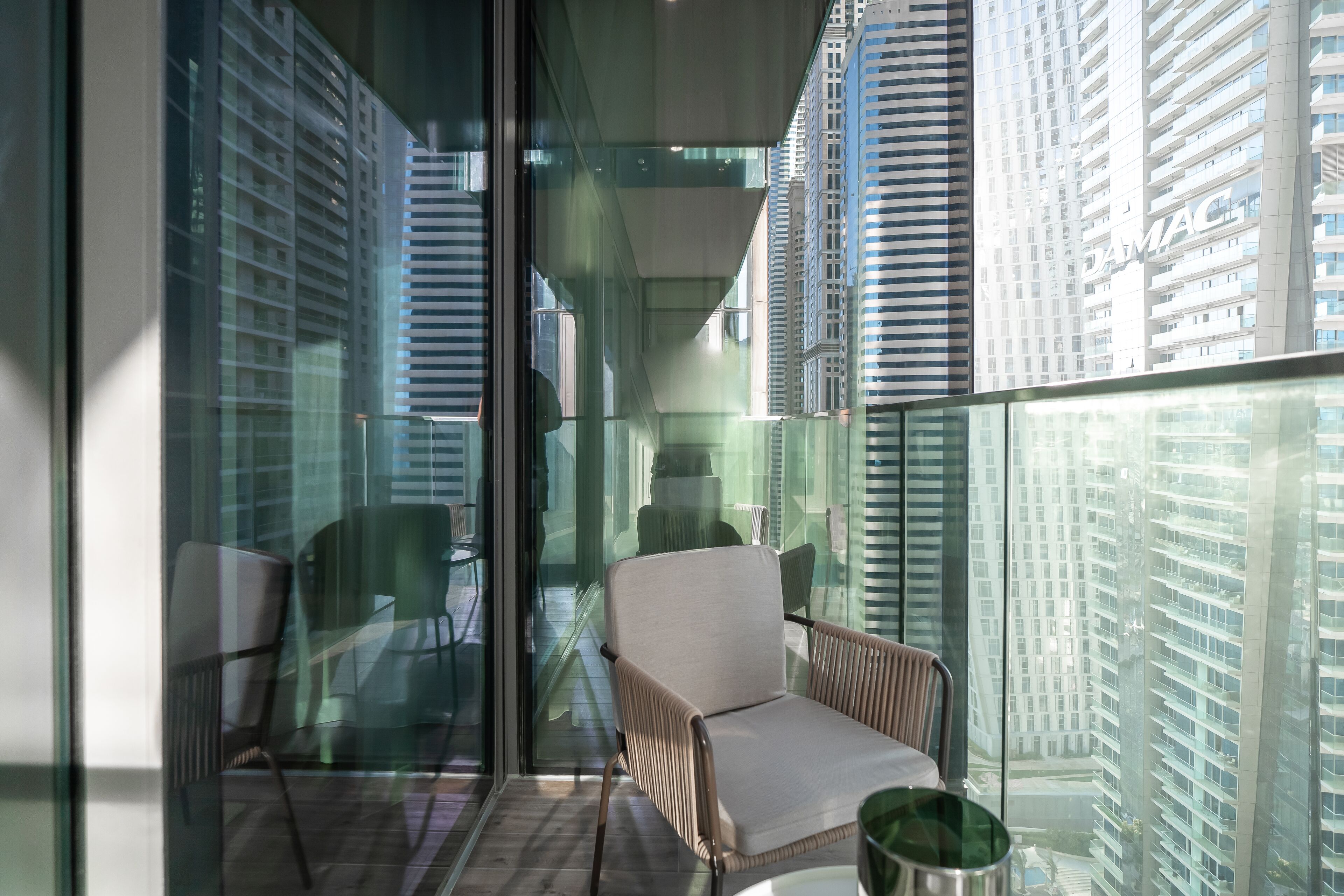 HiGuests - Marina Gate Jumeirah Living