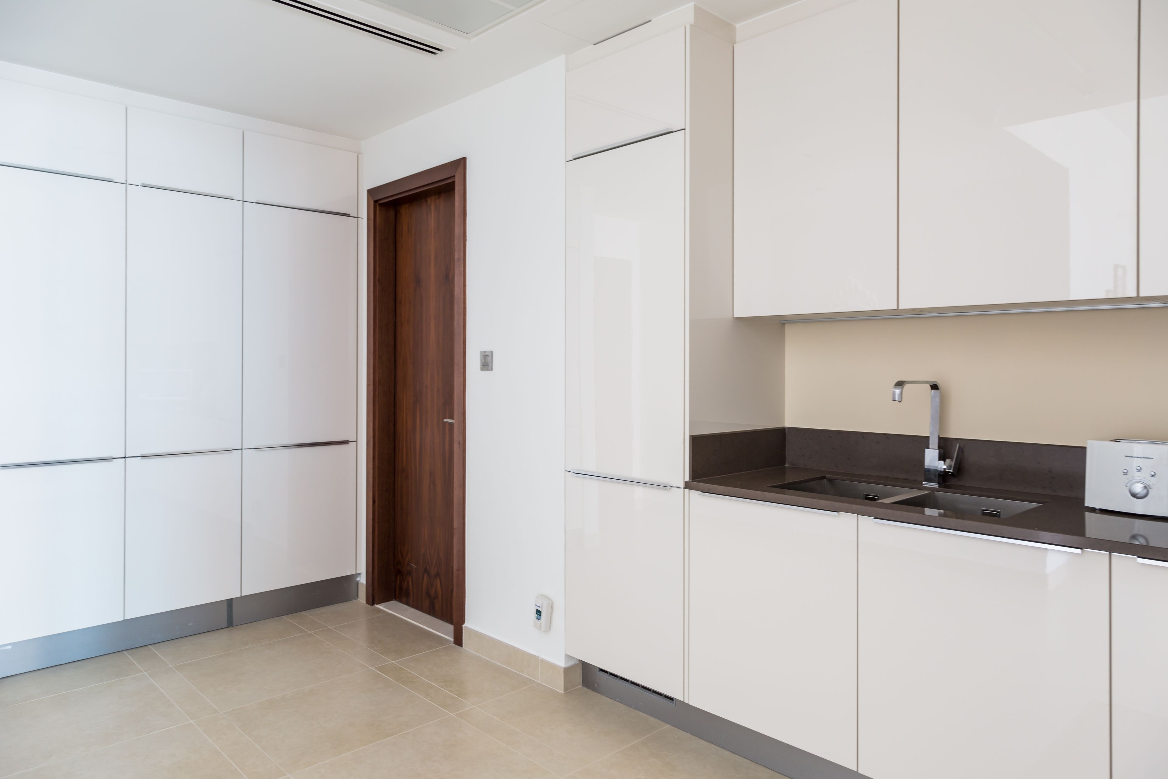 HiGuests - Marina Gate Jumeirah Living