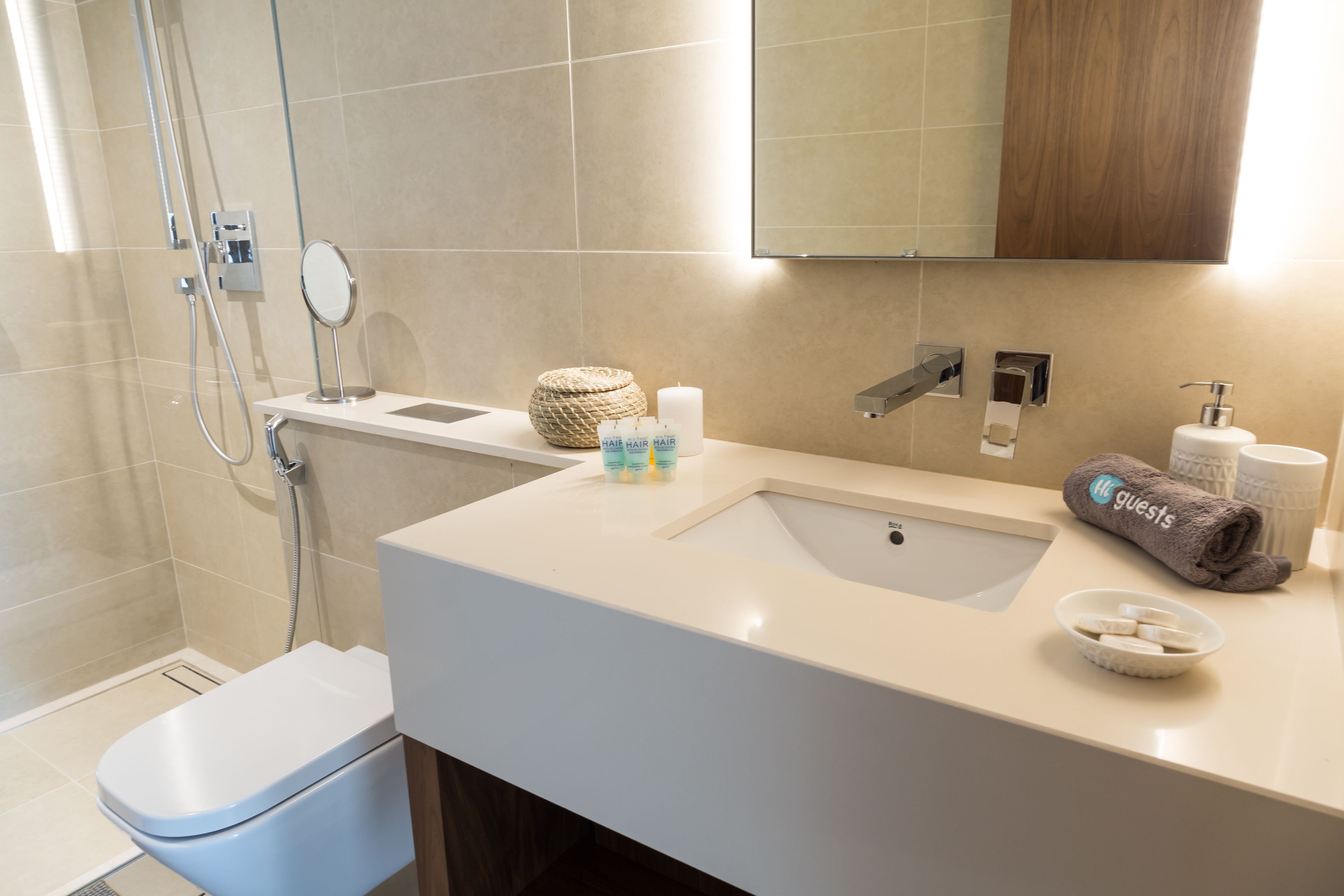 HiGuests - Marina Gate Jumeirah Living
