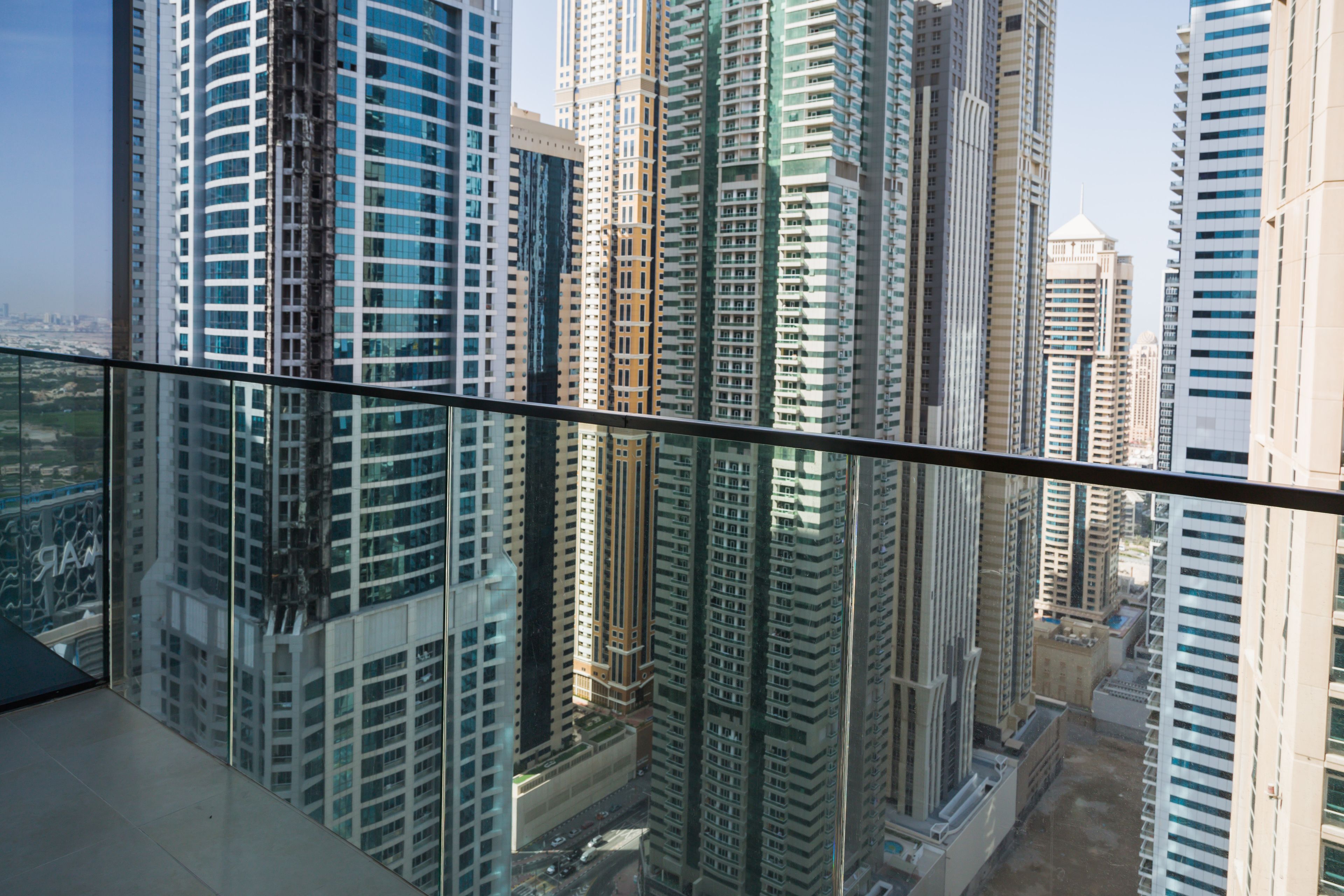HiGuests - Marina Gate Jumeirah Living