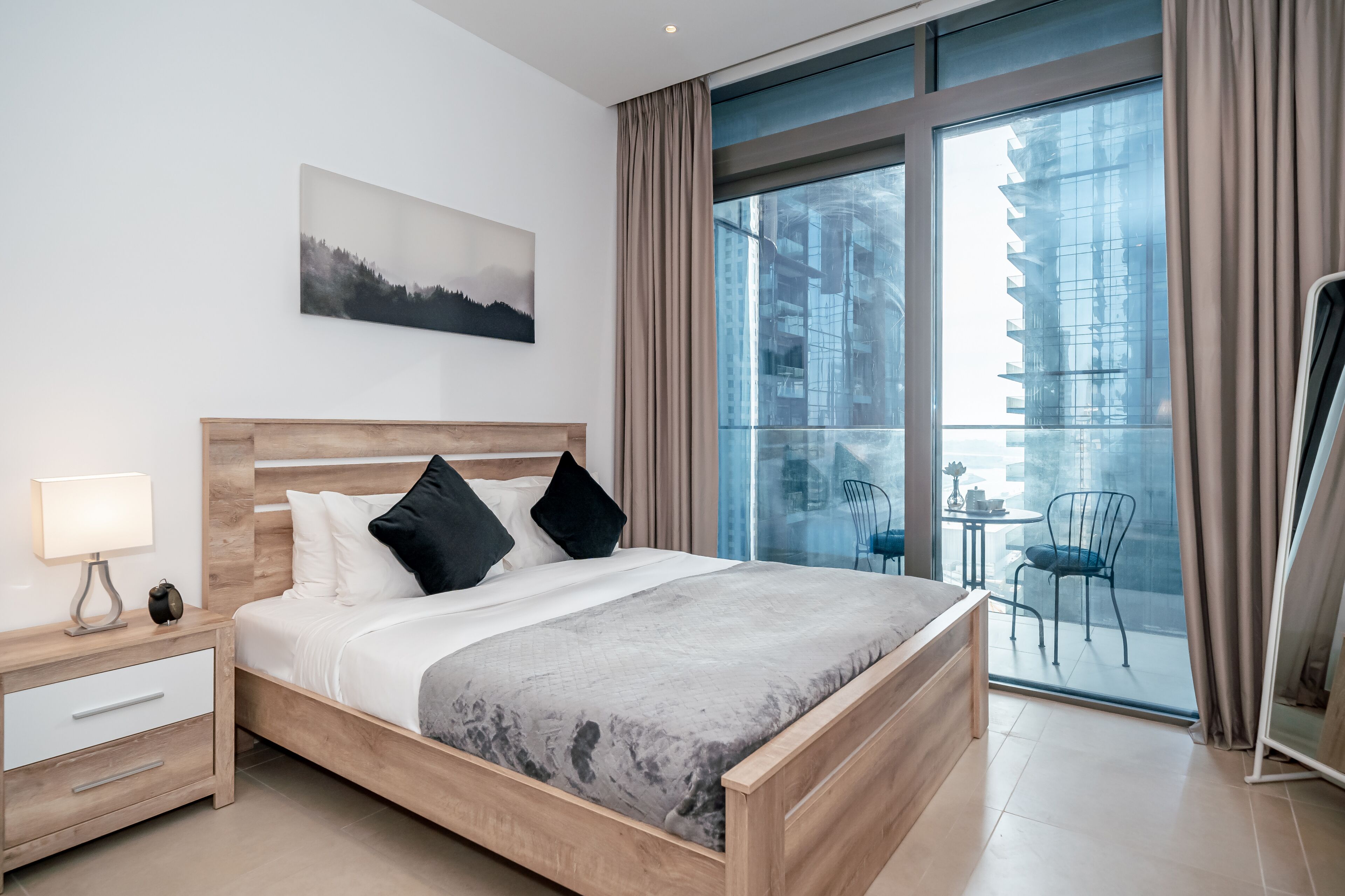 HiGuests - Marina Gate Jumeirah Living
