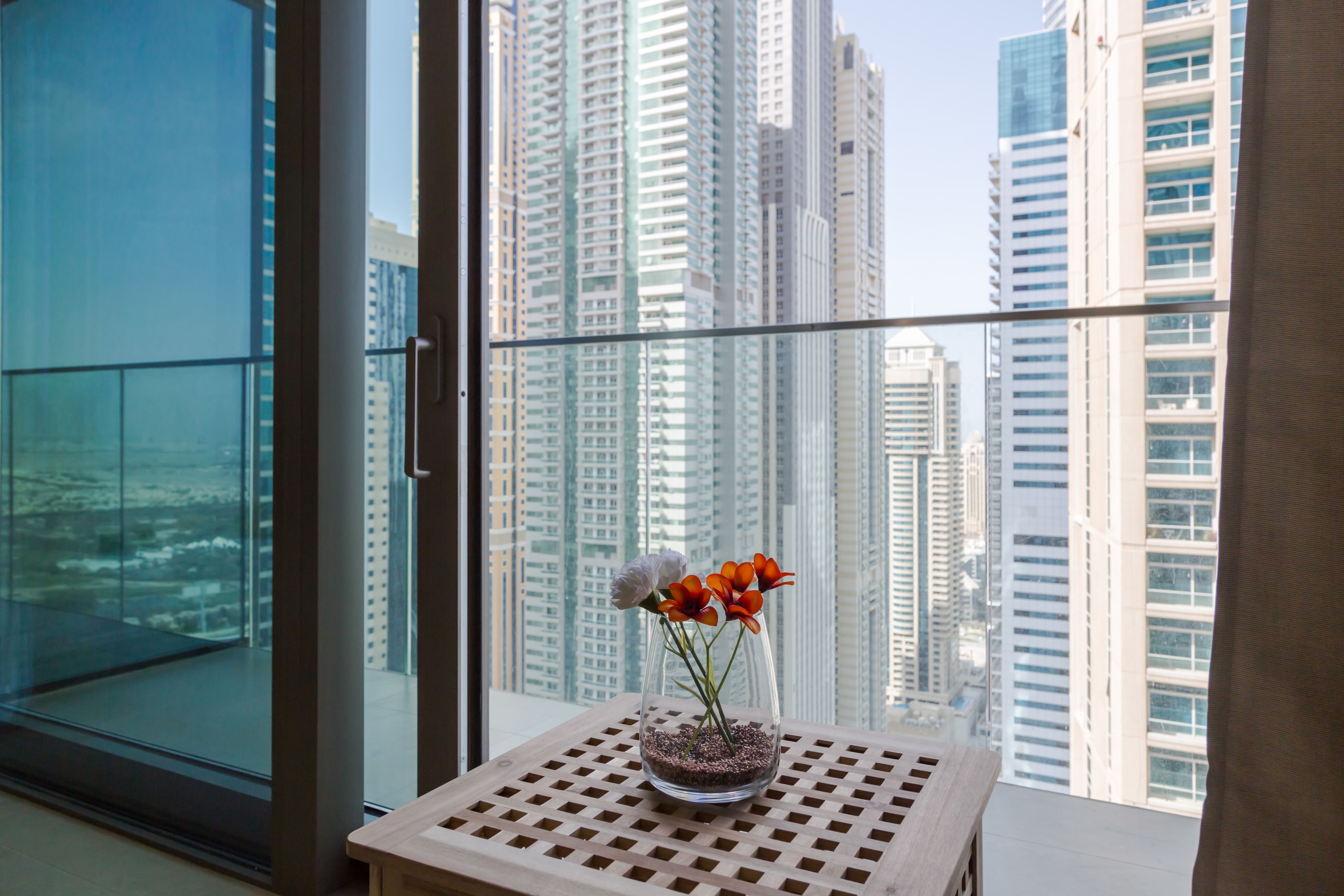 HiGuests - Marina Gate Jumeirah Living