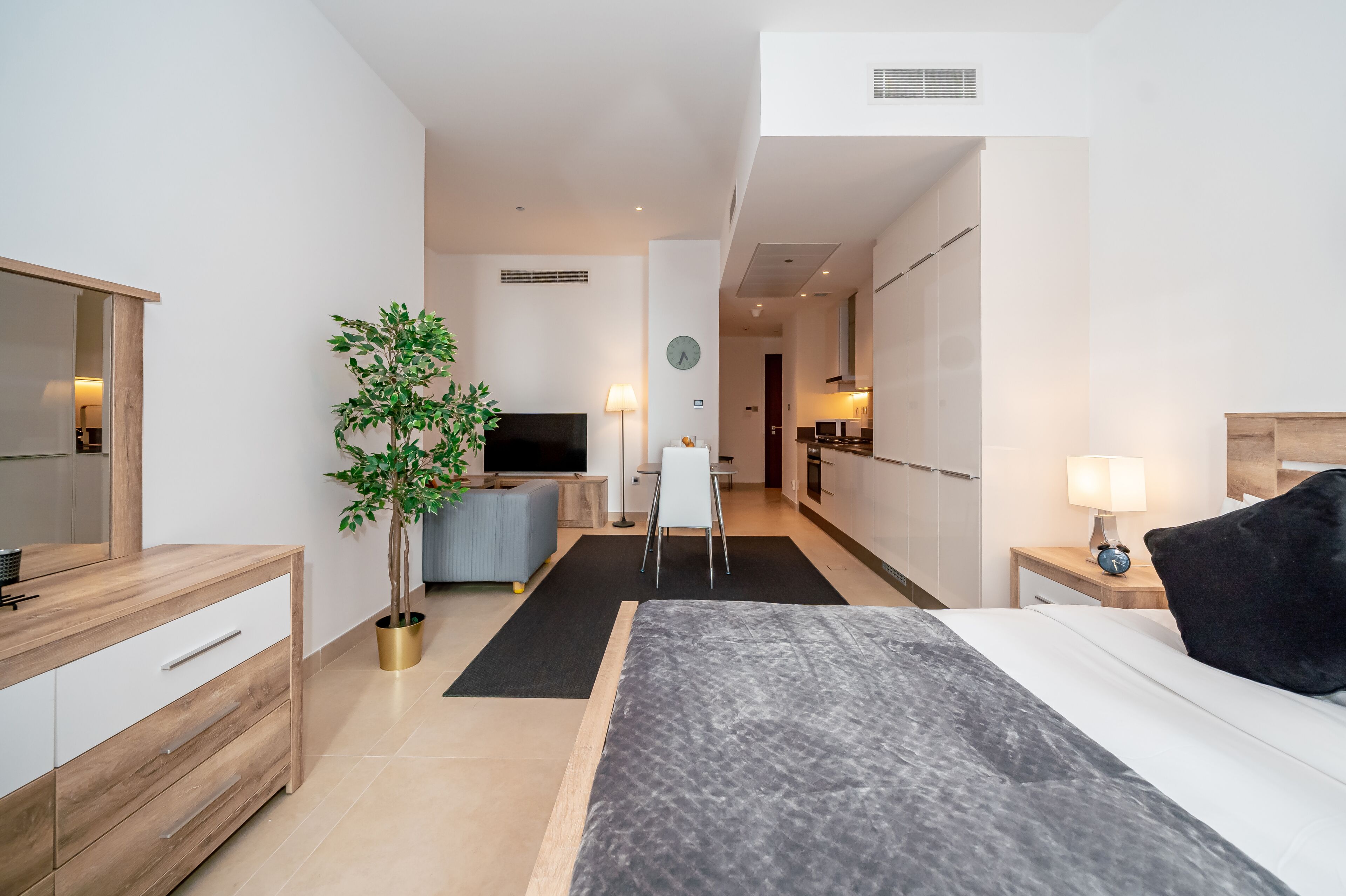 HiGuests - Marina Gate Jumeirah Living