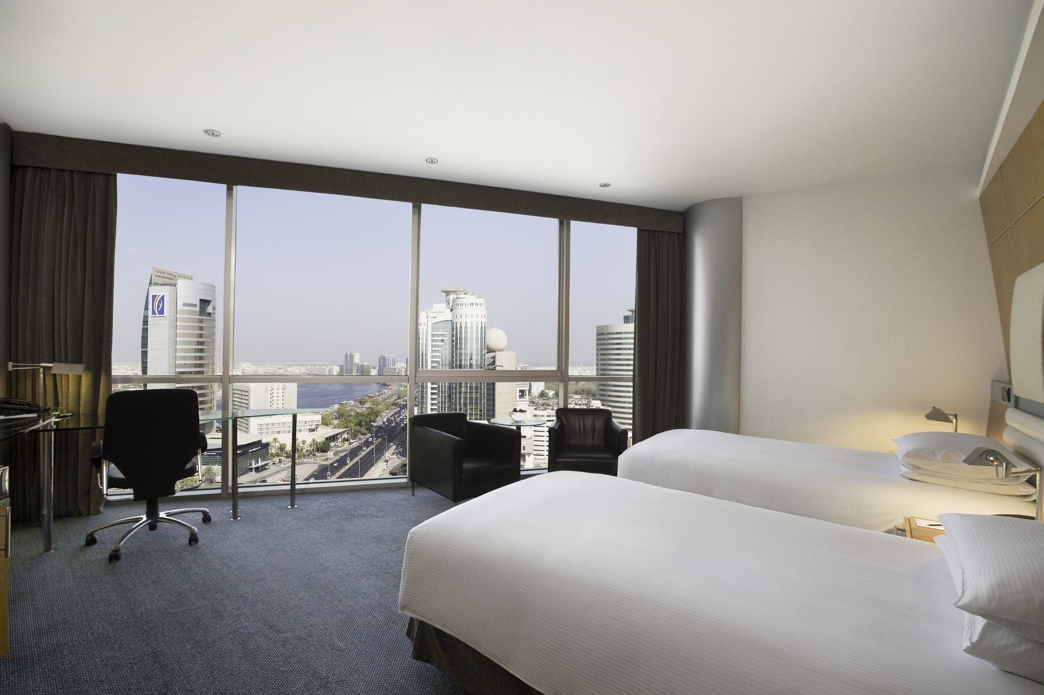 Golden Sands Hotel Creek