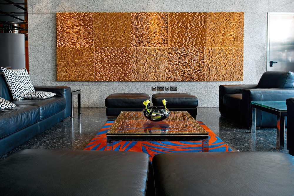Golden Sands Hotel Creek