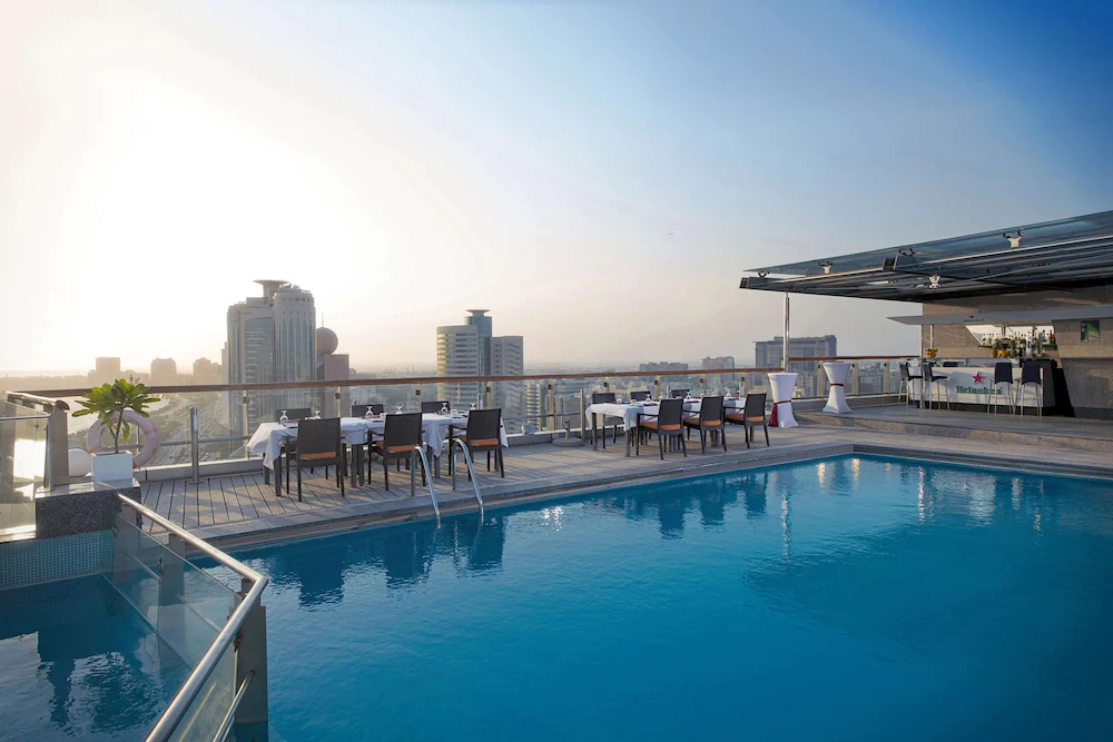 Golden Sands Hotel Creek