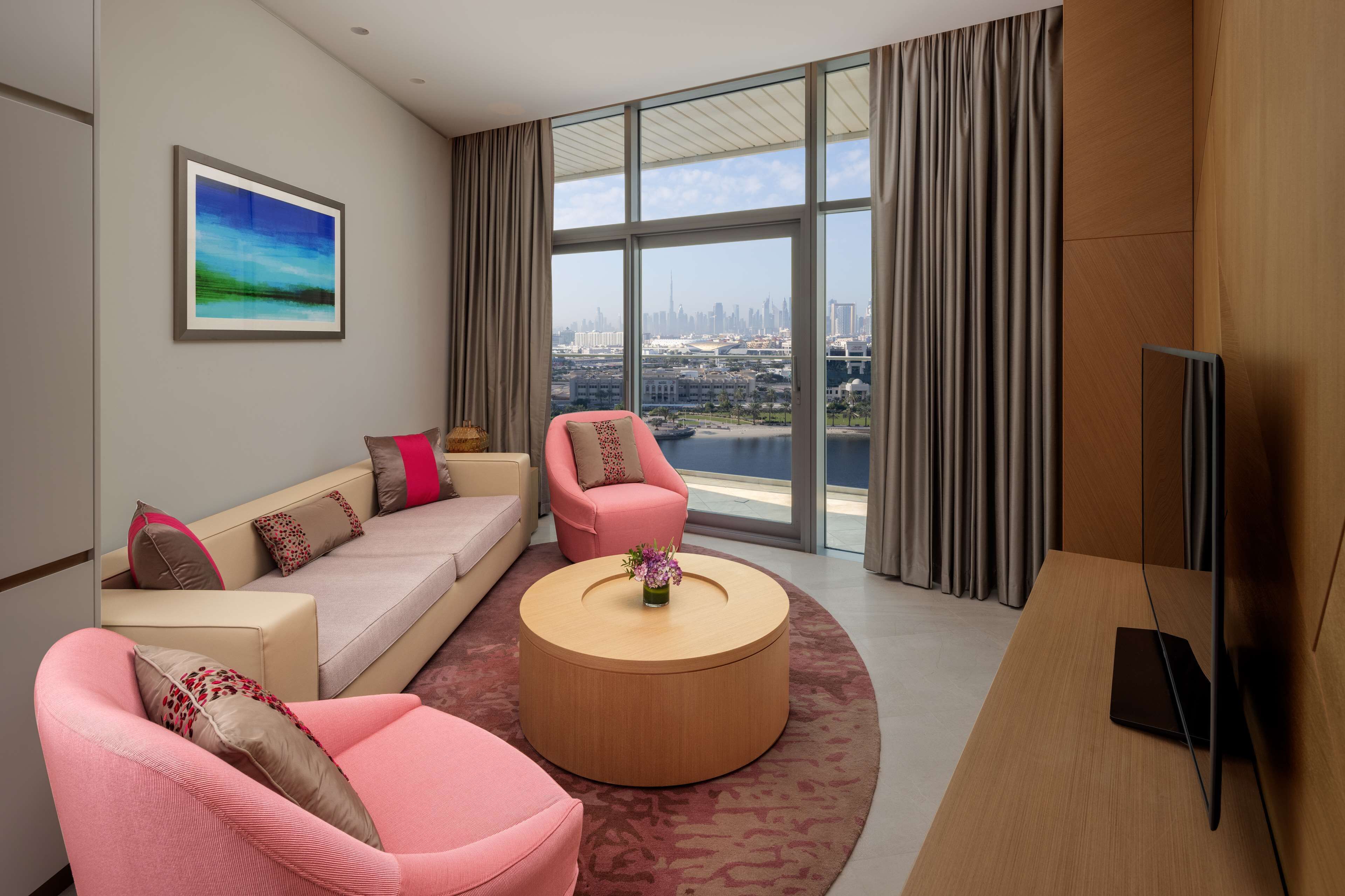 Hilton Dubai Creek Residences