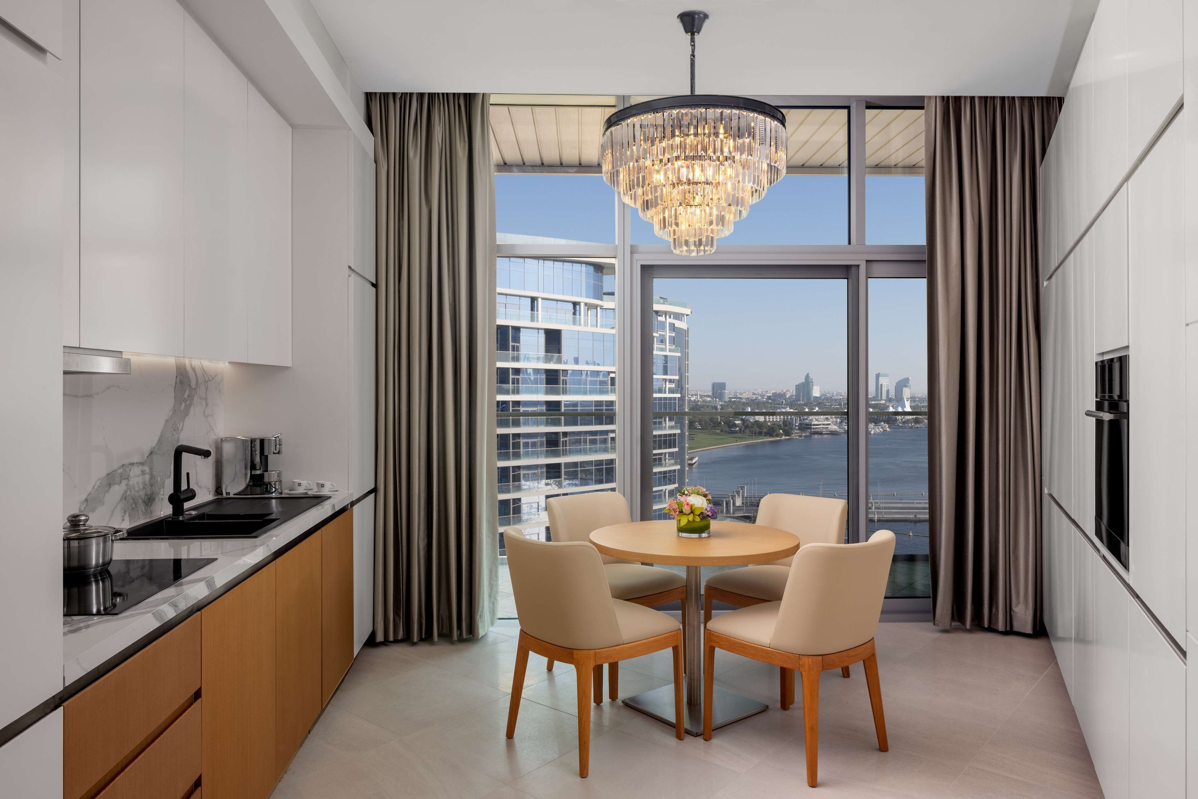 Hilton Dubai Creek Residences