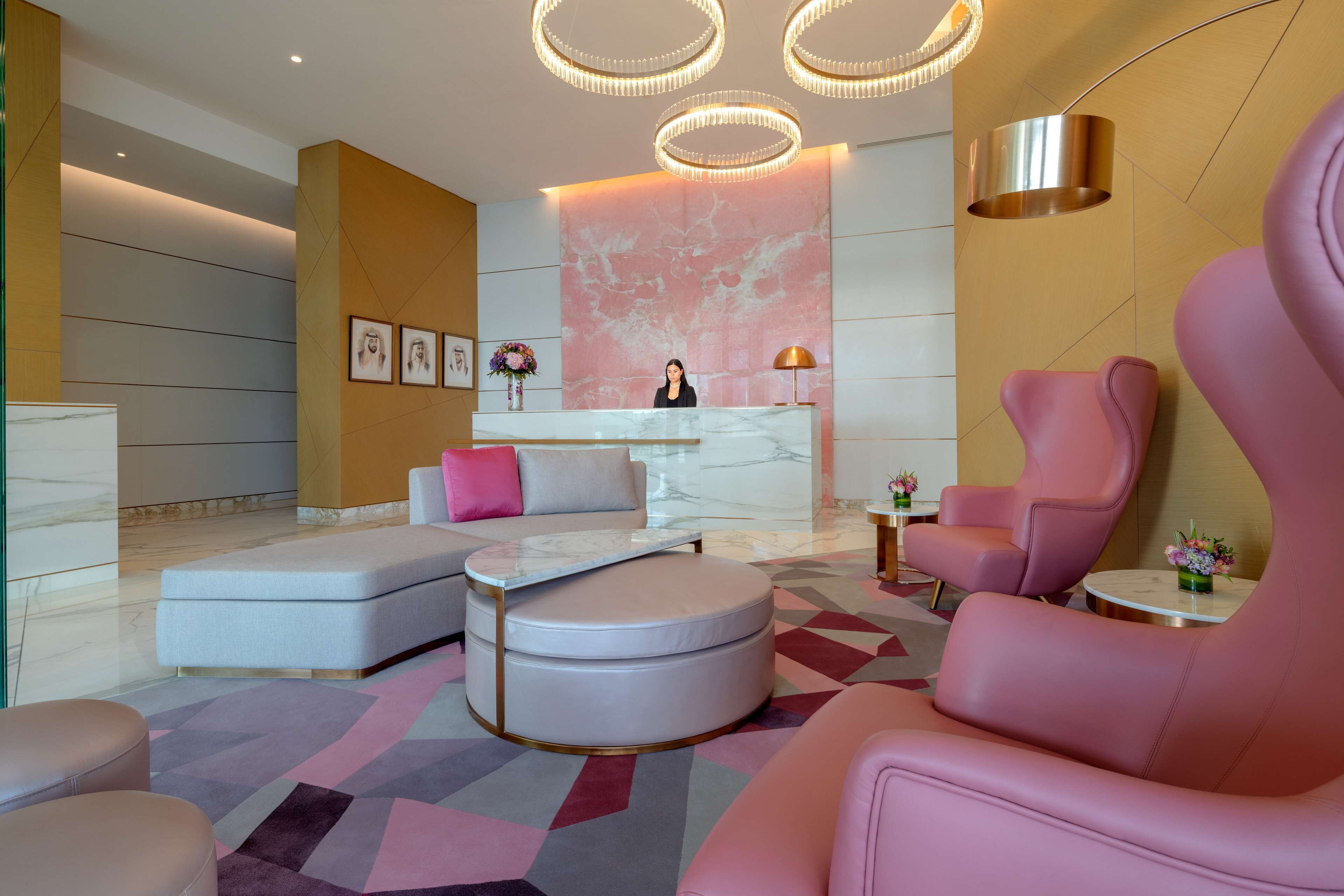 Hilton Dubai Creek Residences