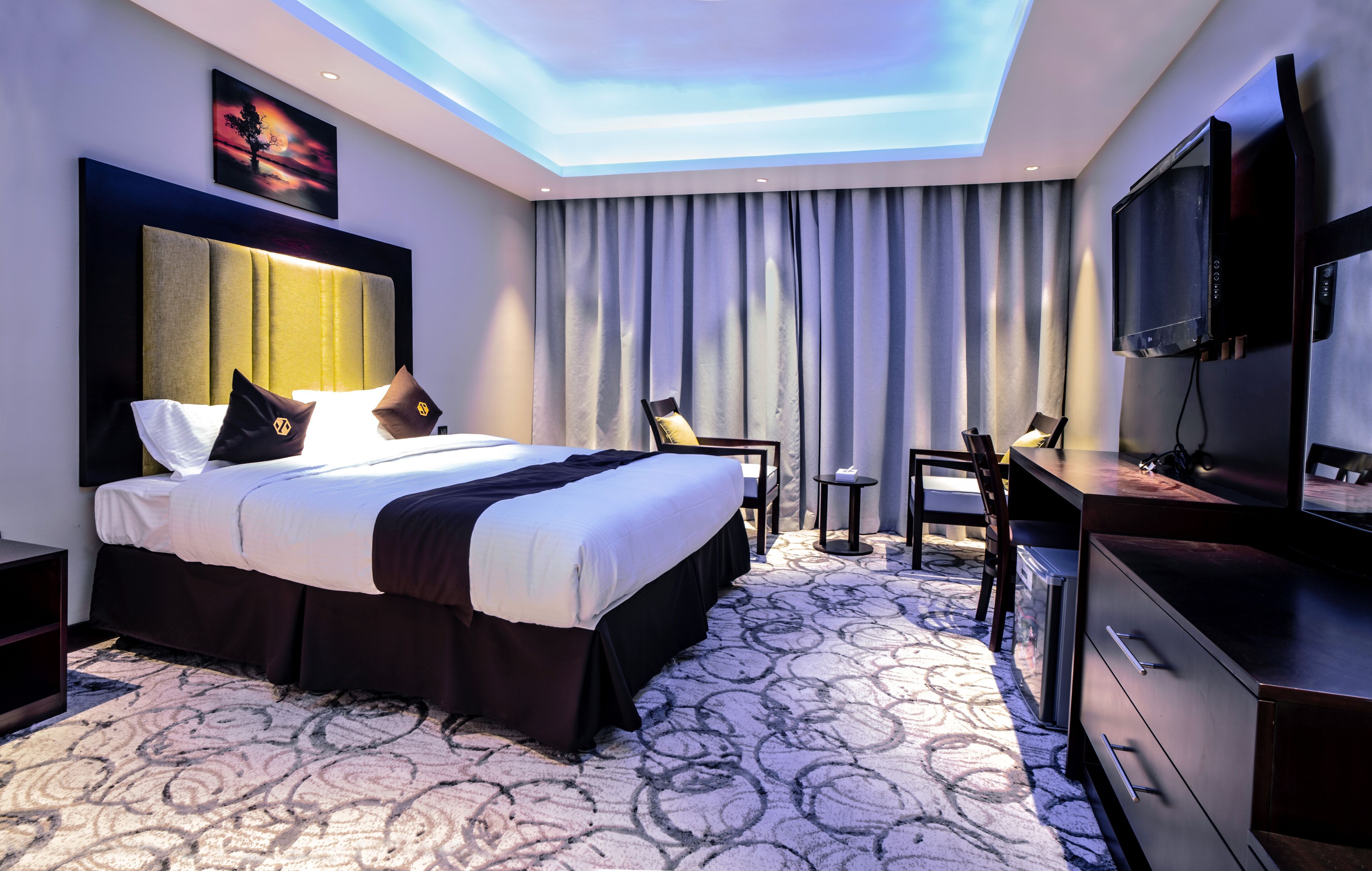 Raha Grand Hotel