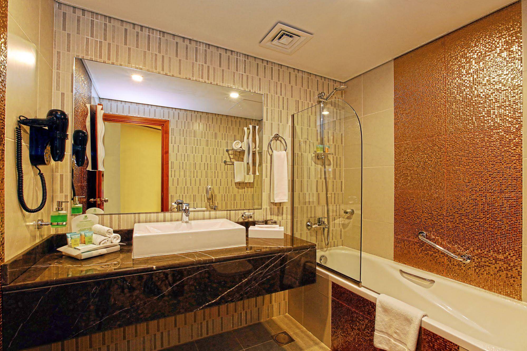 Vision Imperial Hotel