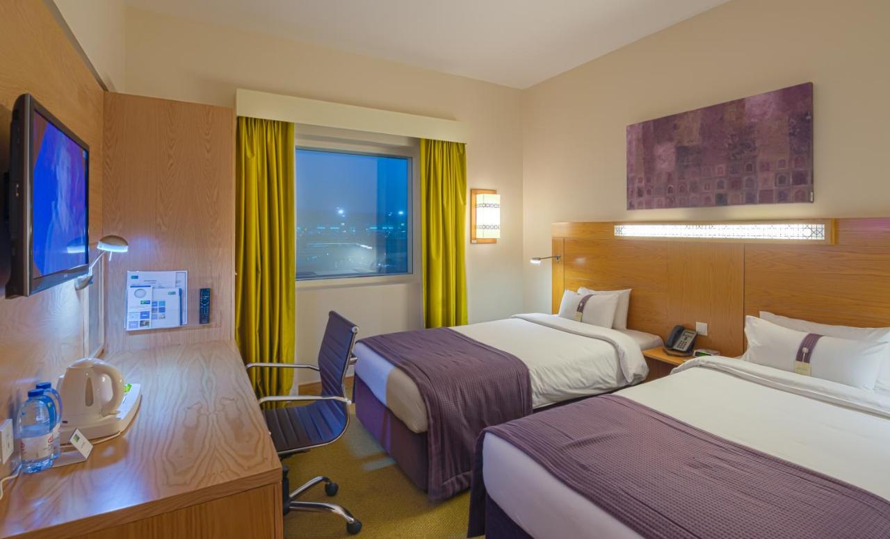 Holiday Inn Express Dubai Airport