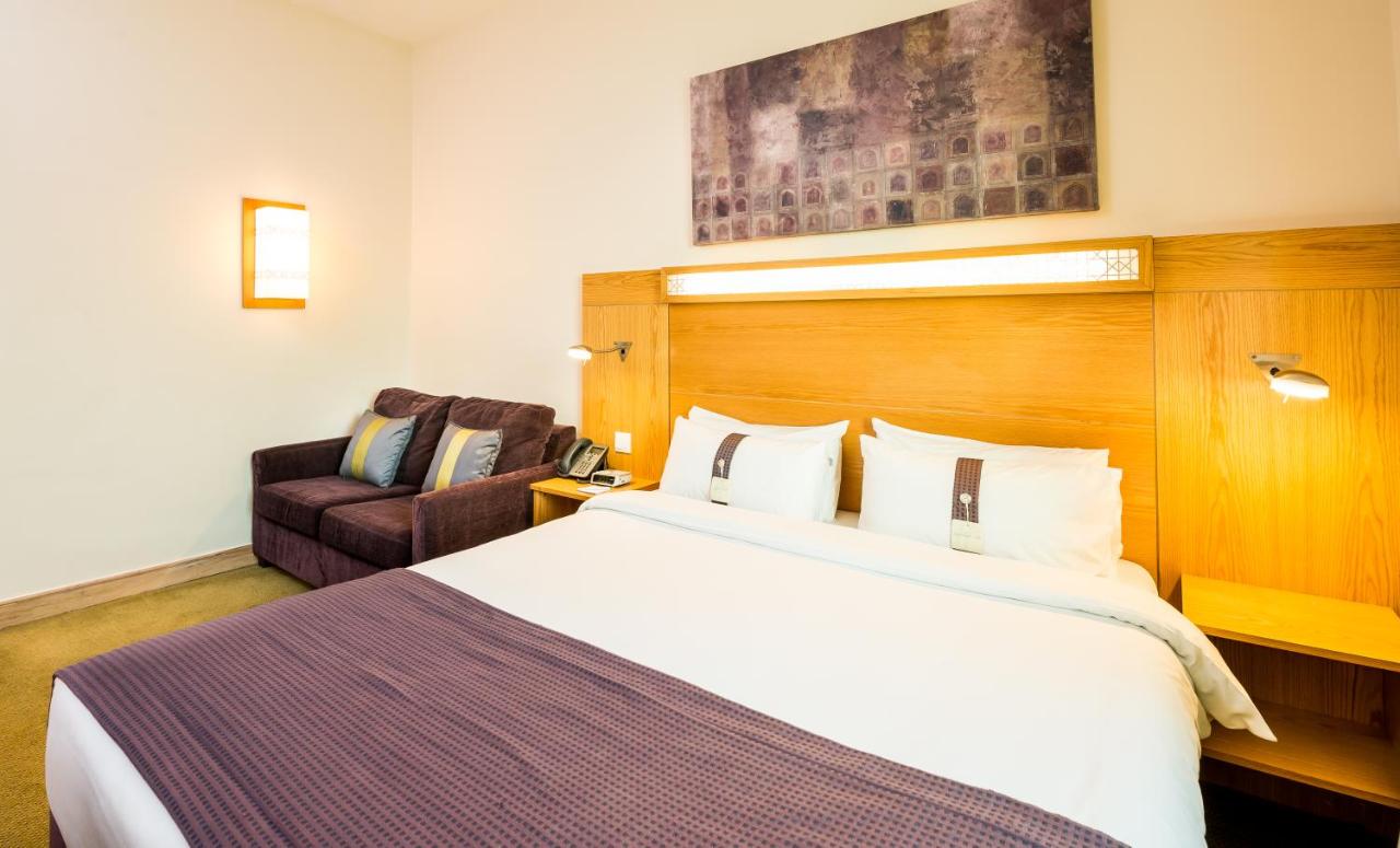 Holiday Inn Express Dubai Airport