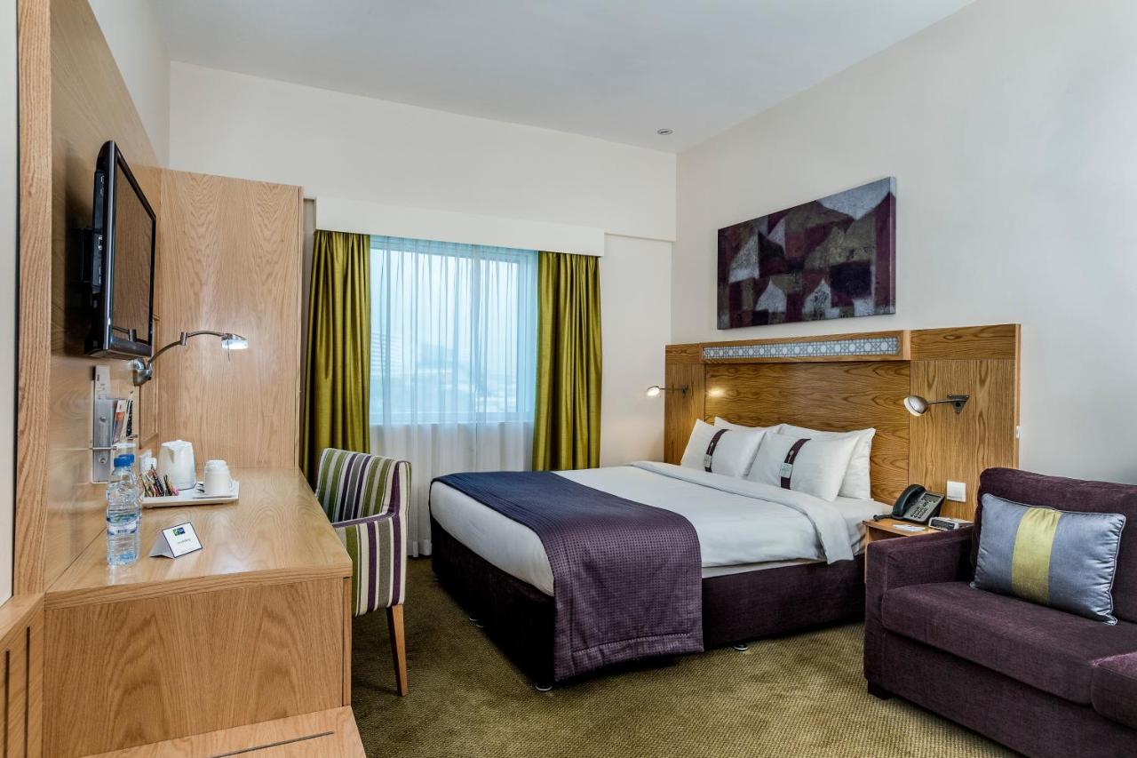 Holiday Inn Express Dubai Airport