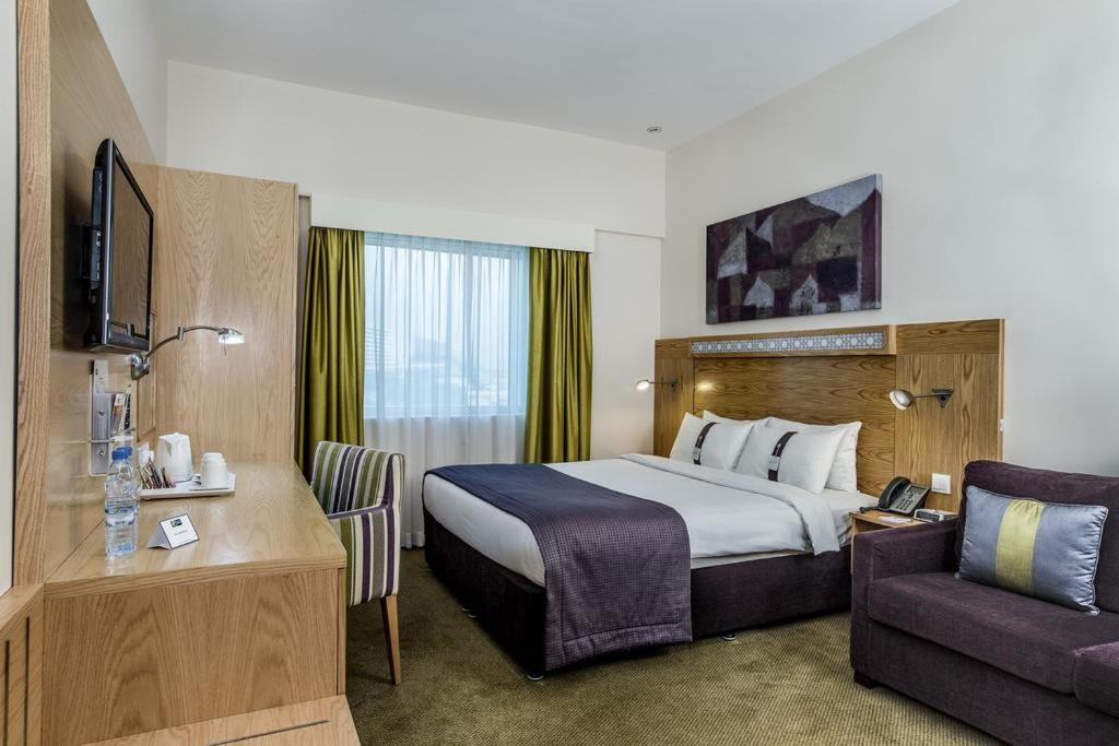 Holiday Inn Express Dubai Airport